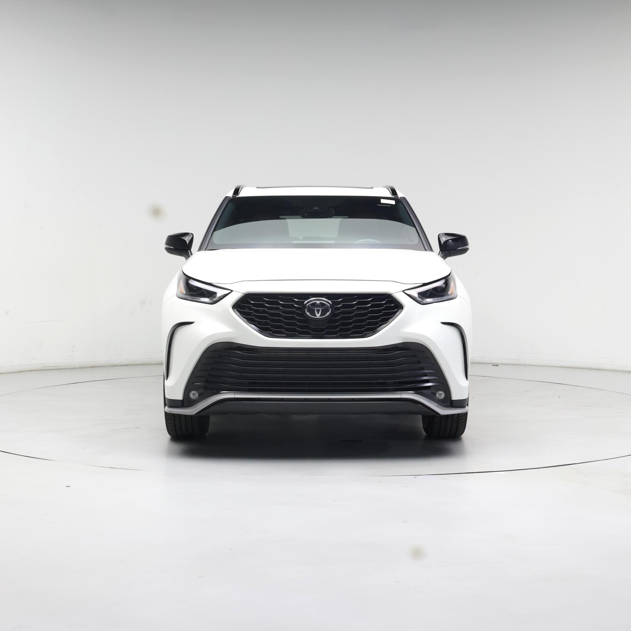 Thumbnail: 2021 Toyota Highlander - 5