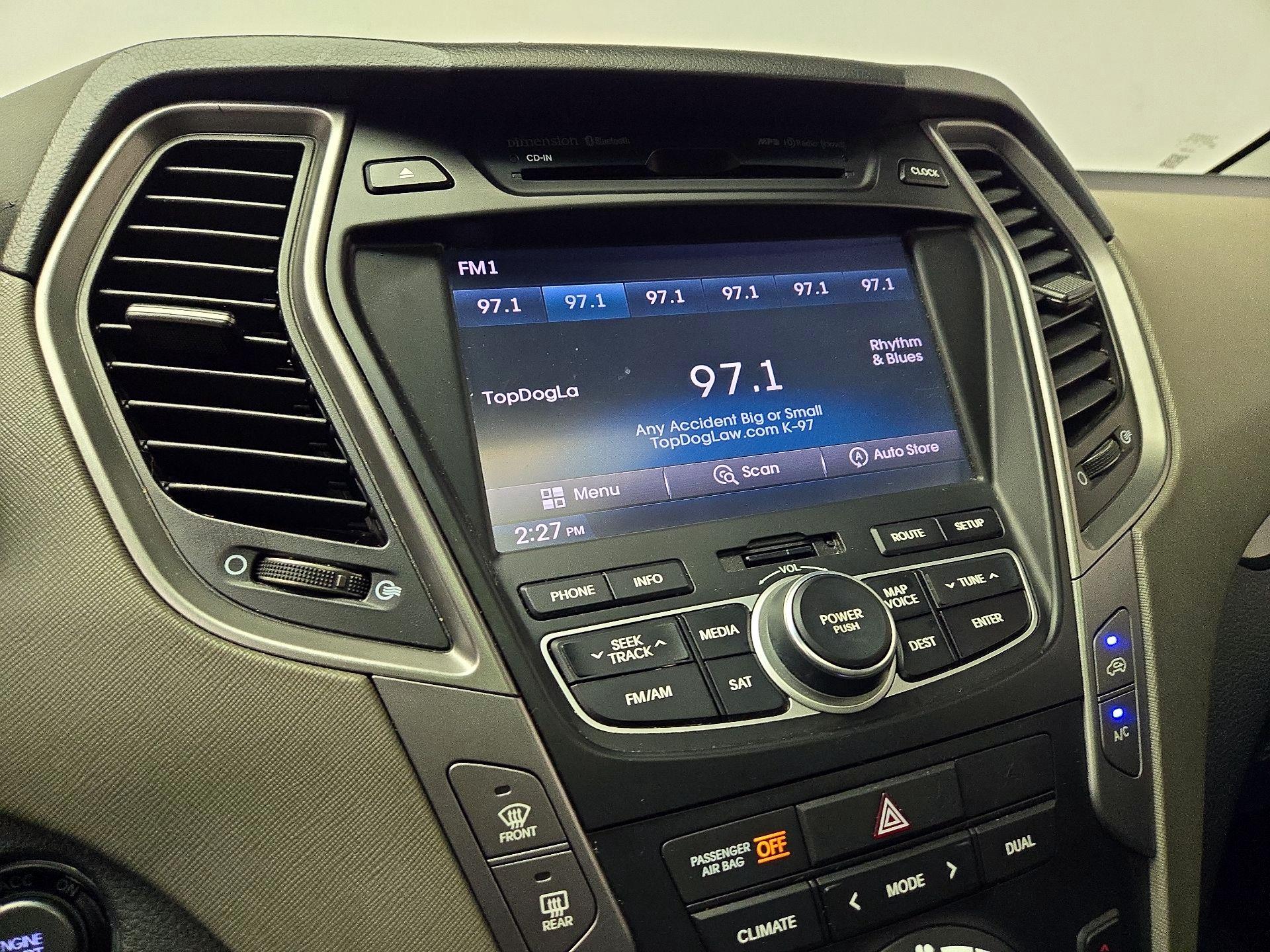 Thumbnail: 2014 Hyundai Santa Fe - 16