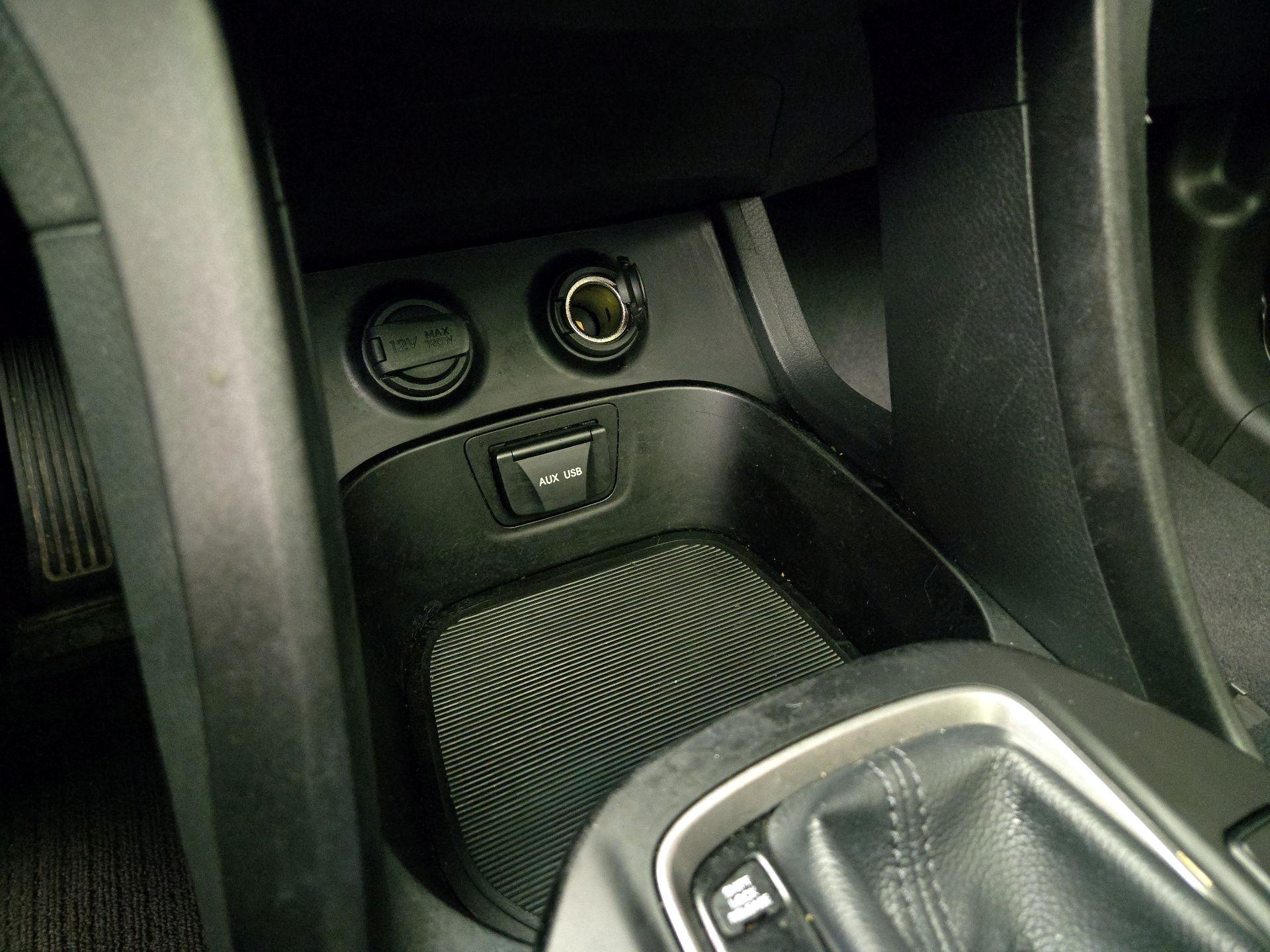 Thumbnail: 2014 Hyundai Santa Fe - 19