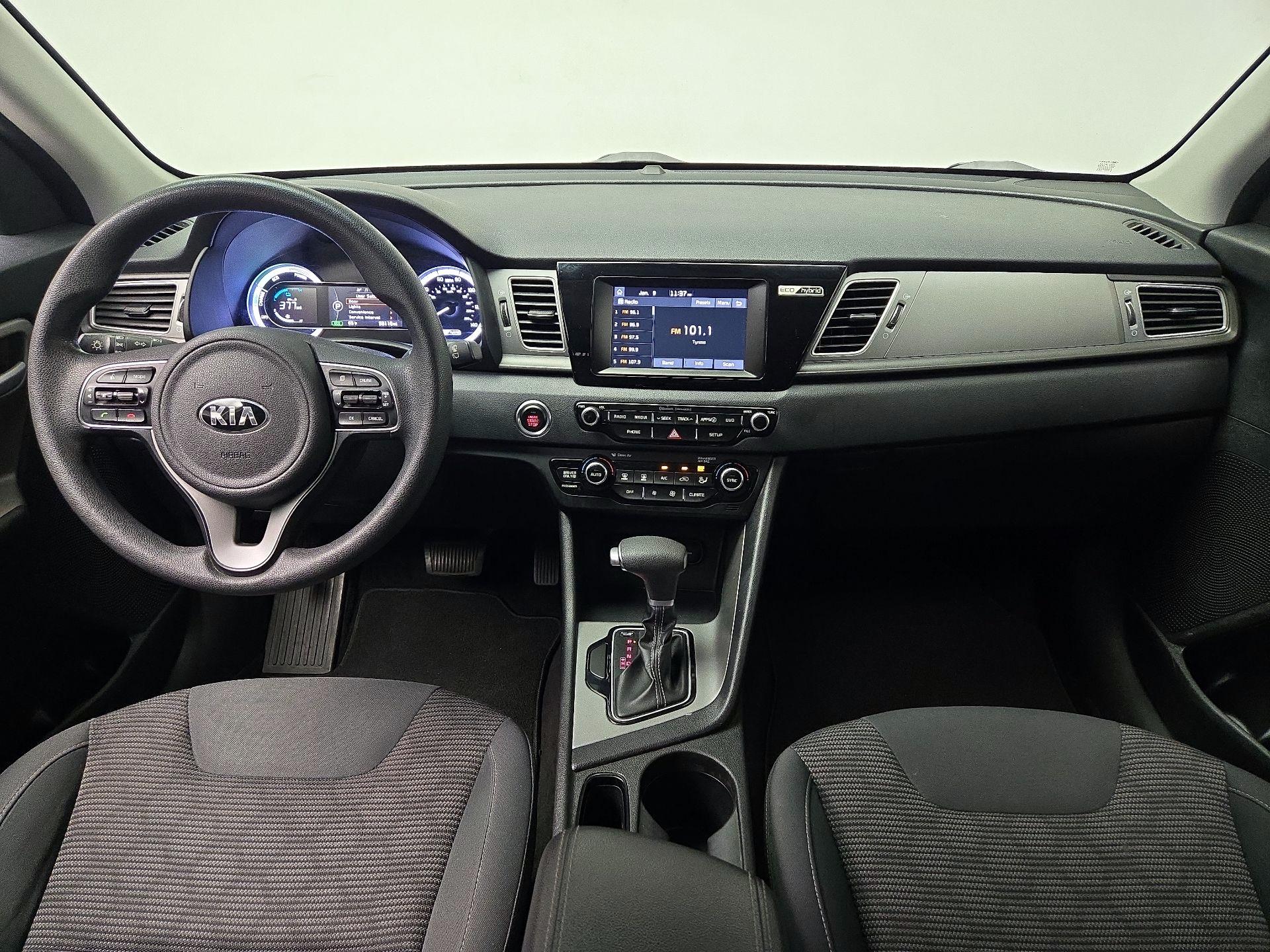 Thumbnail: 2018 Kia Niro - 9