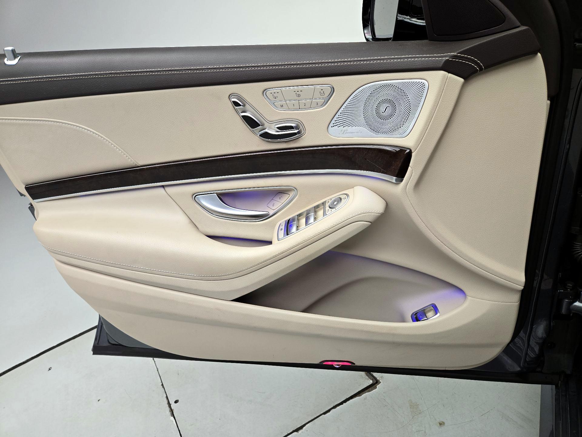 Thumbnail: 2019 Mercedes-Benz S-Class - 12