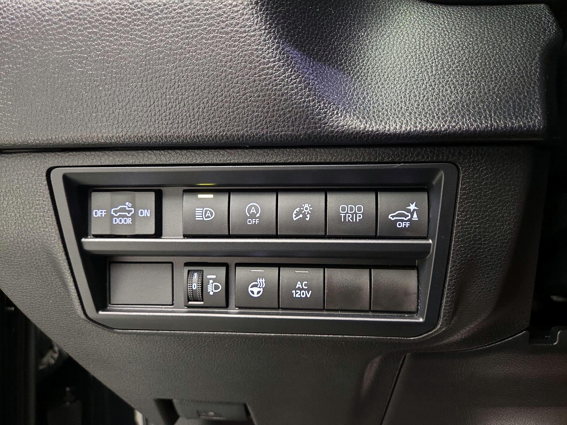 Thumbnail: 2023 Toyota Tundra - 13