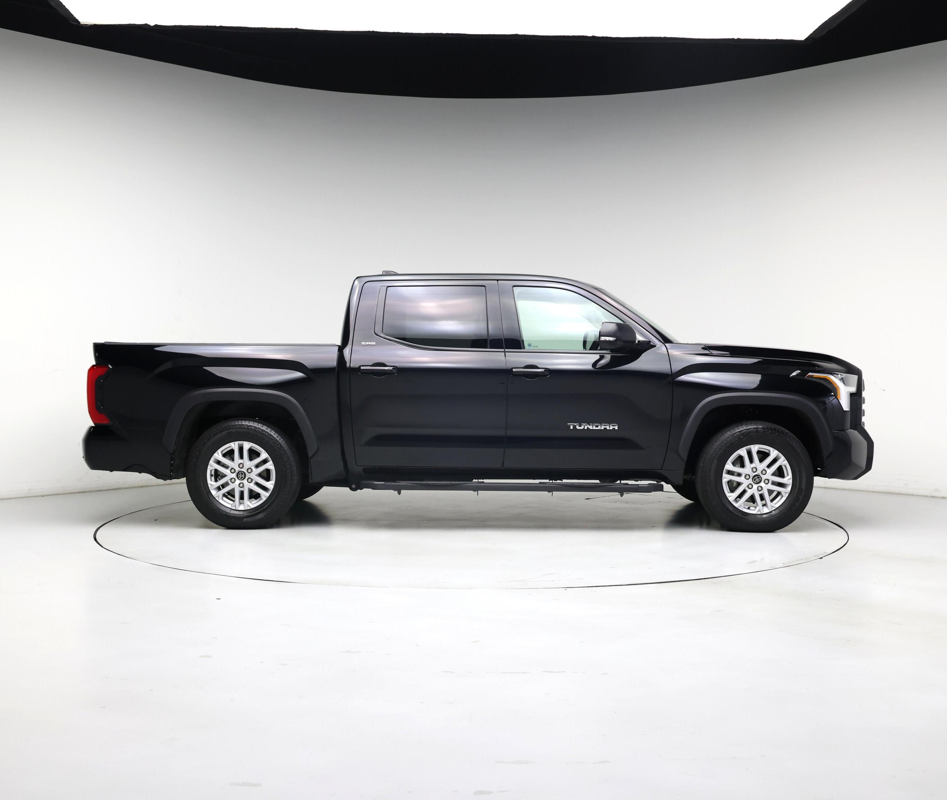 Thumbnail: 2023 Toyota Tundra - 7