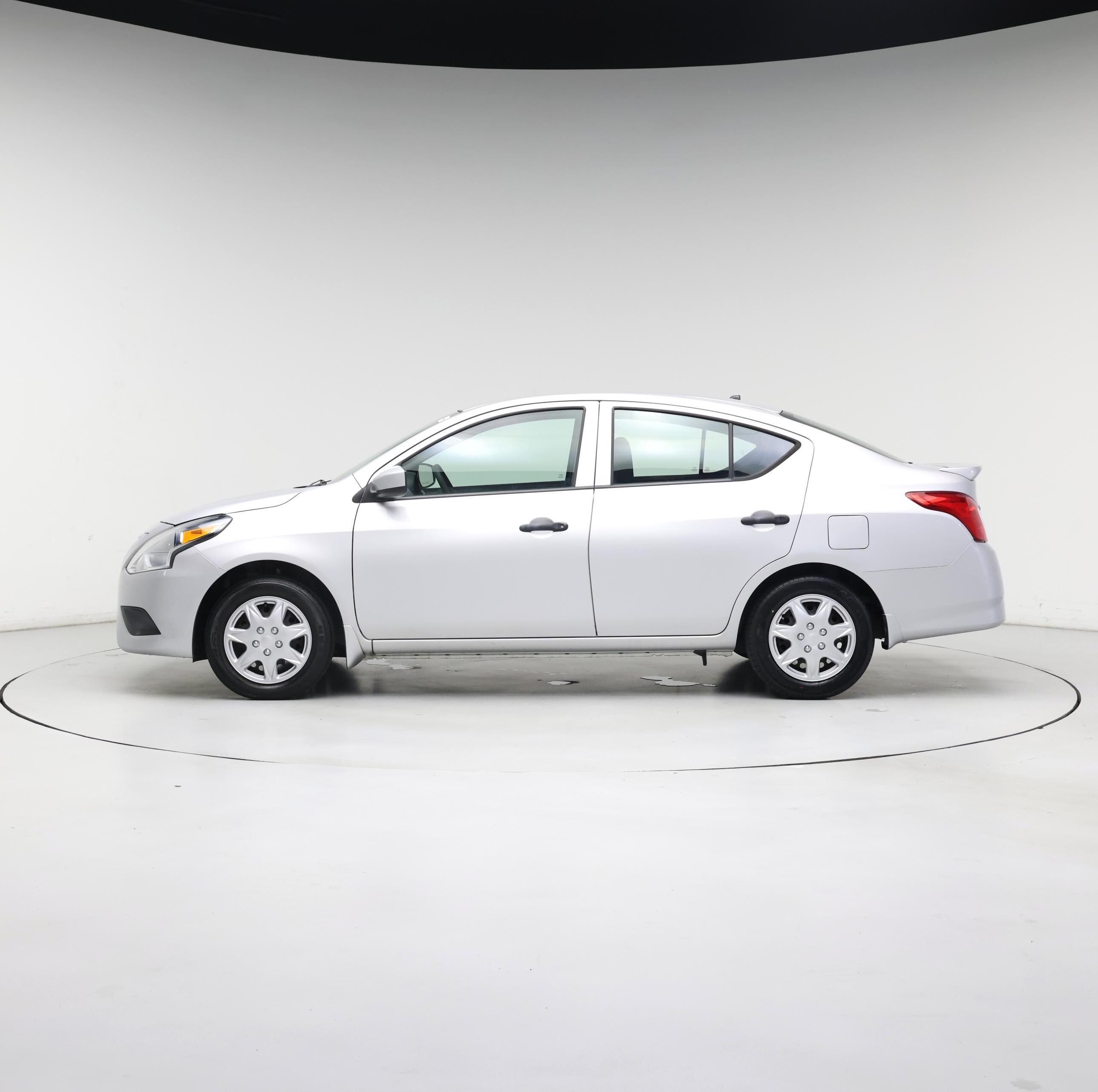 Thumbnail: 2019 Nissan Versa - 3