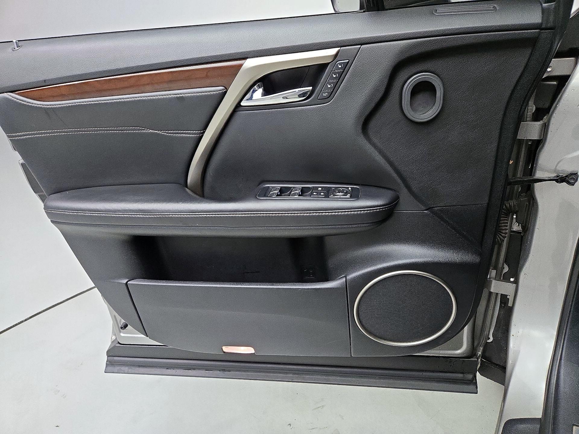 Thumbnail: 2017 Lexus RX - 12