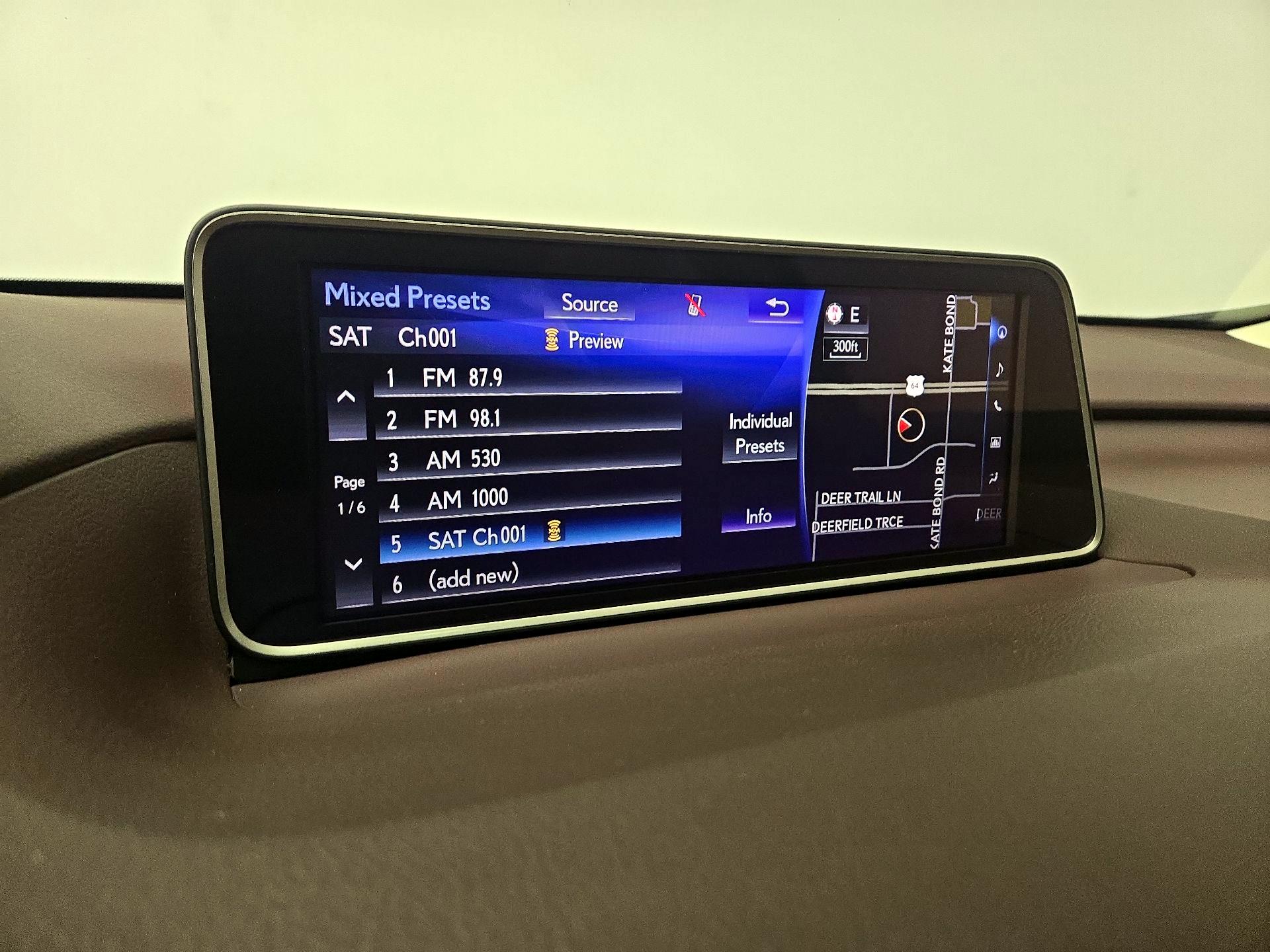 Thumbnail: 2017 Lexus RX - 15