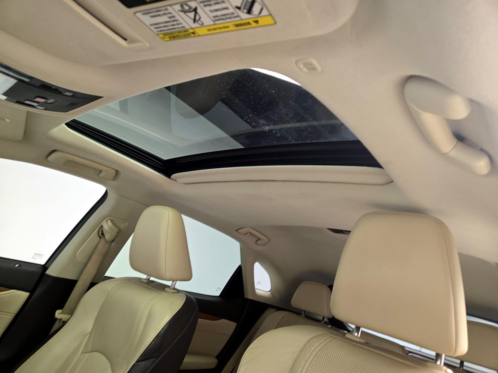 Thumbnail: 2017 Lexus RX - 19