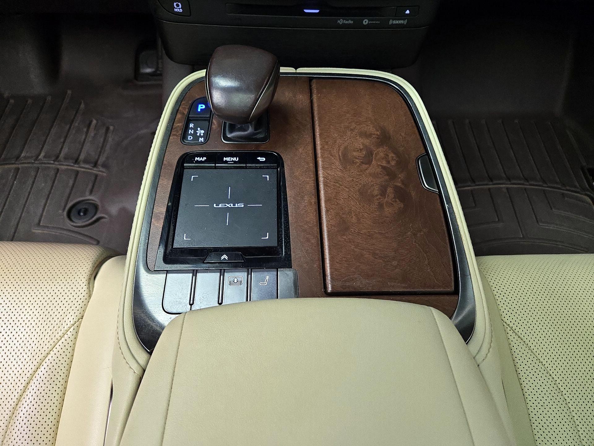 Thumbnail: 2018 Lexus LS - 18