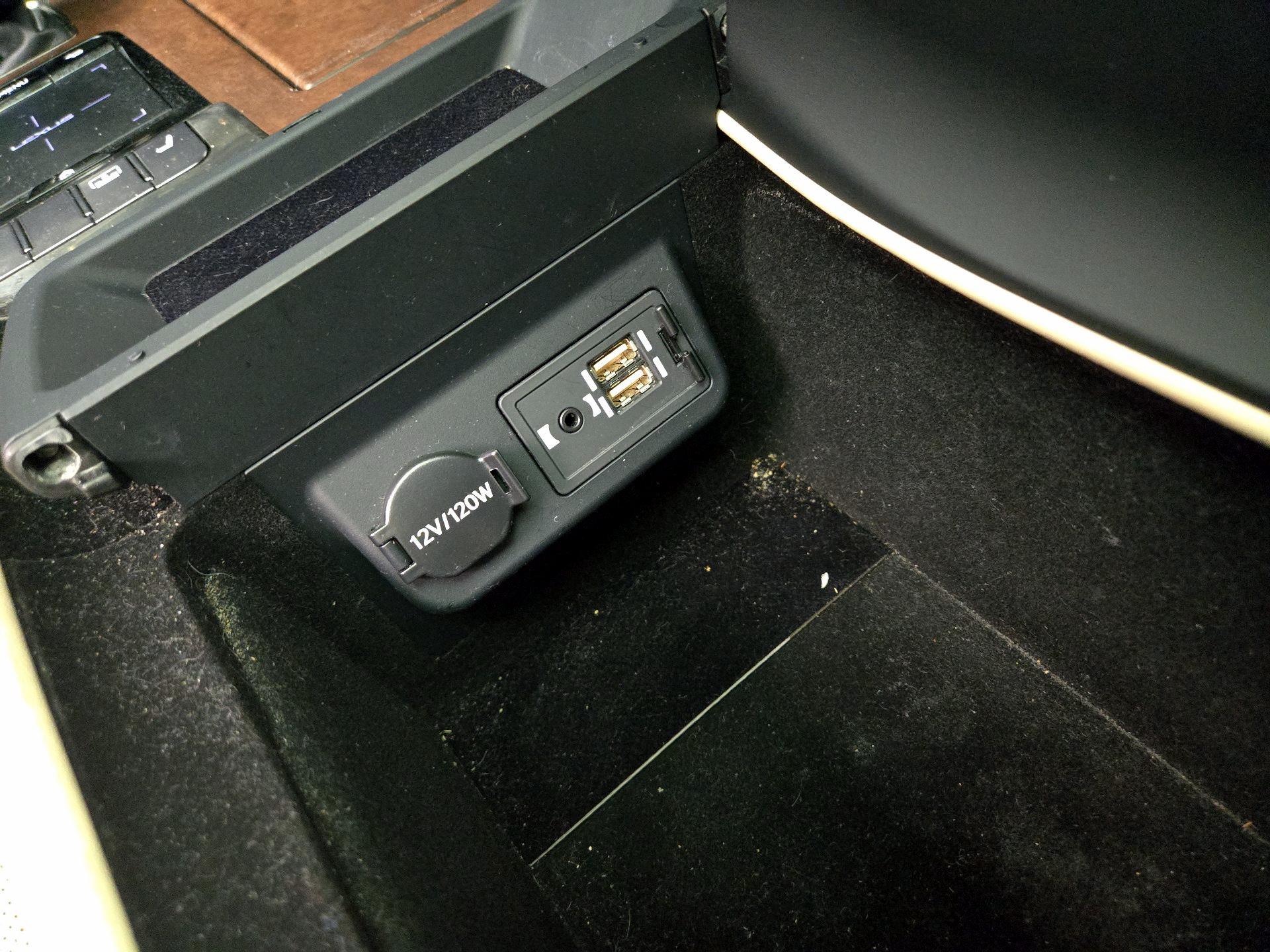 Thumbnail: 2018 Lexus LS - 19