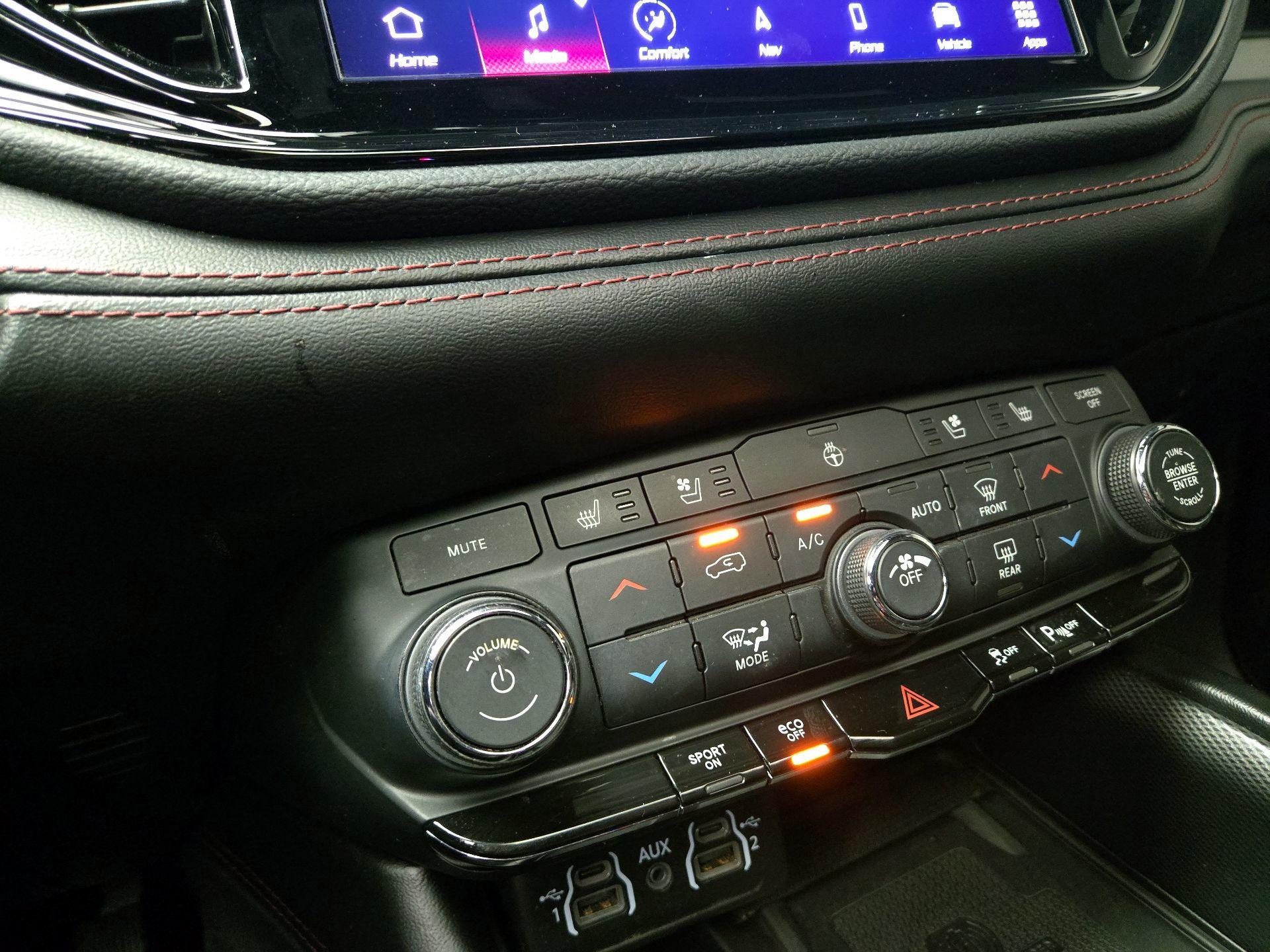 Thumbnail: 2021 Dodge Durango - 17