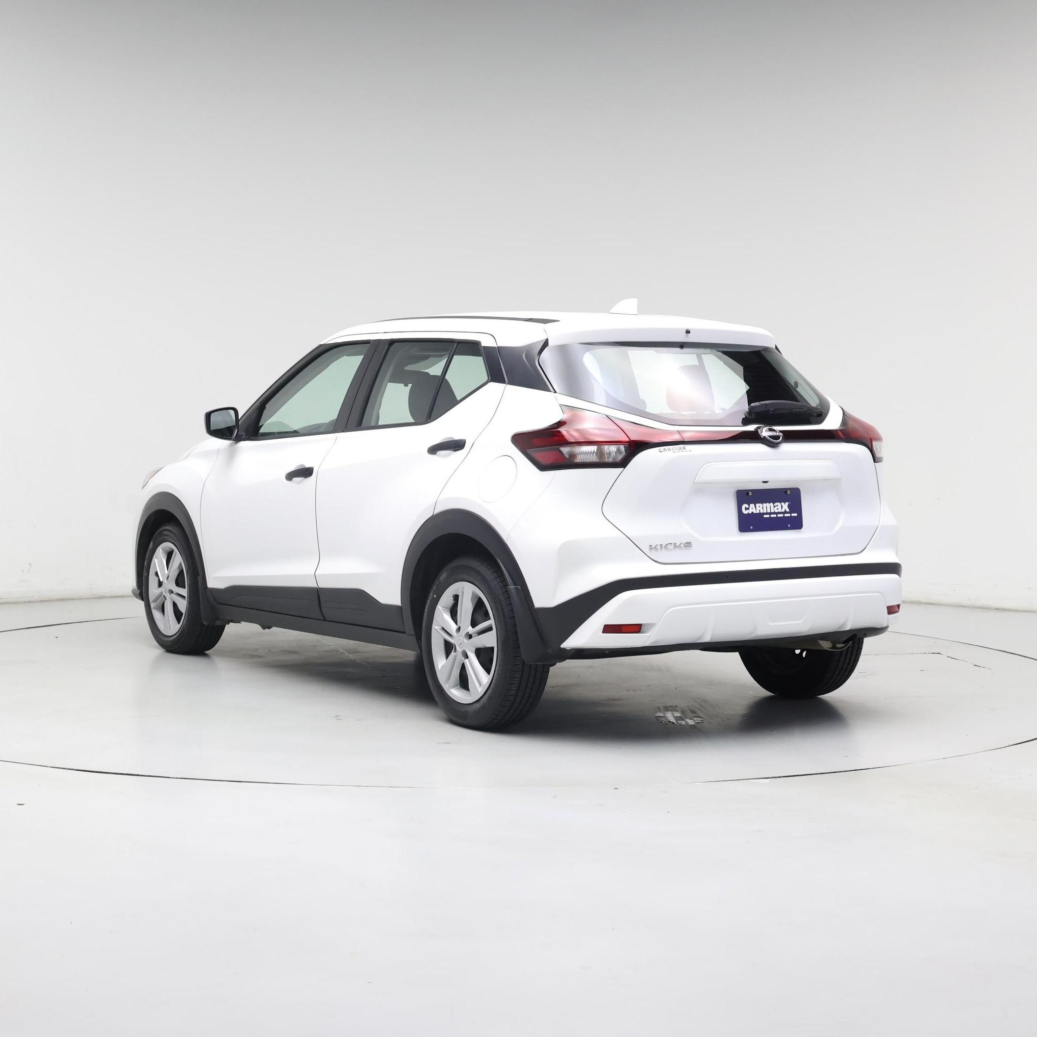 Thumbnail: 2024 Nissan Kicks - 2