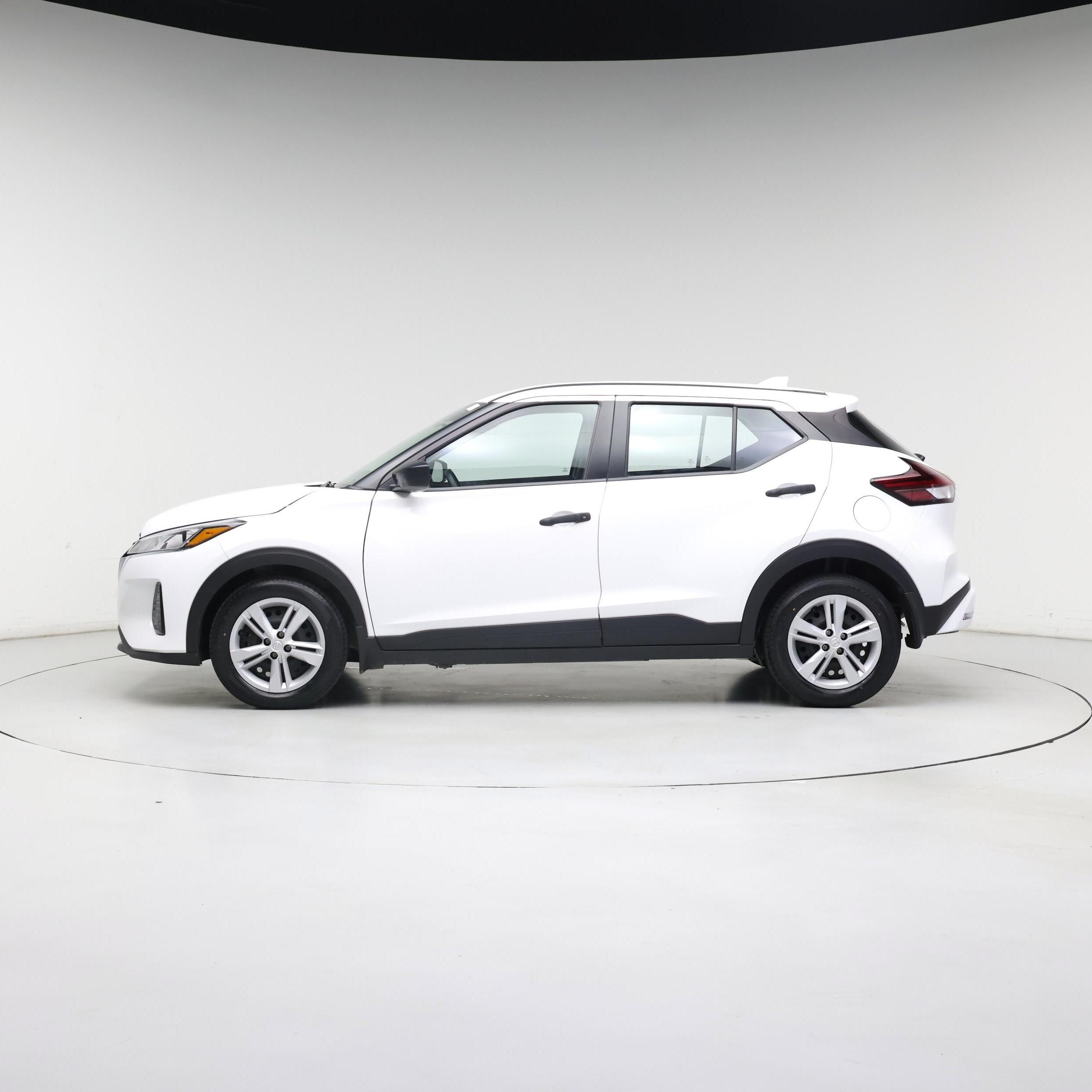 Thumbnail: 2024 Nissan Kicks - 3