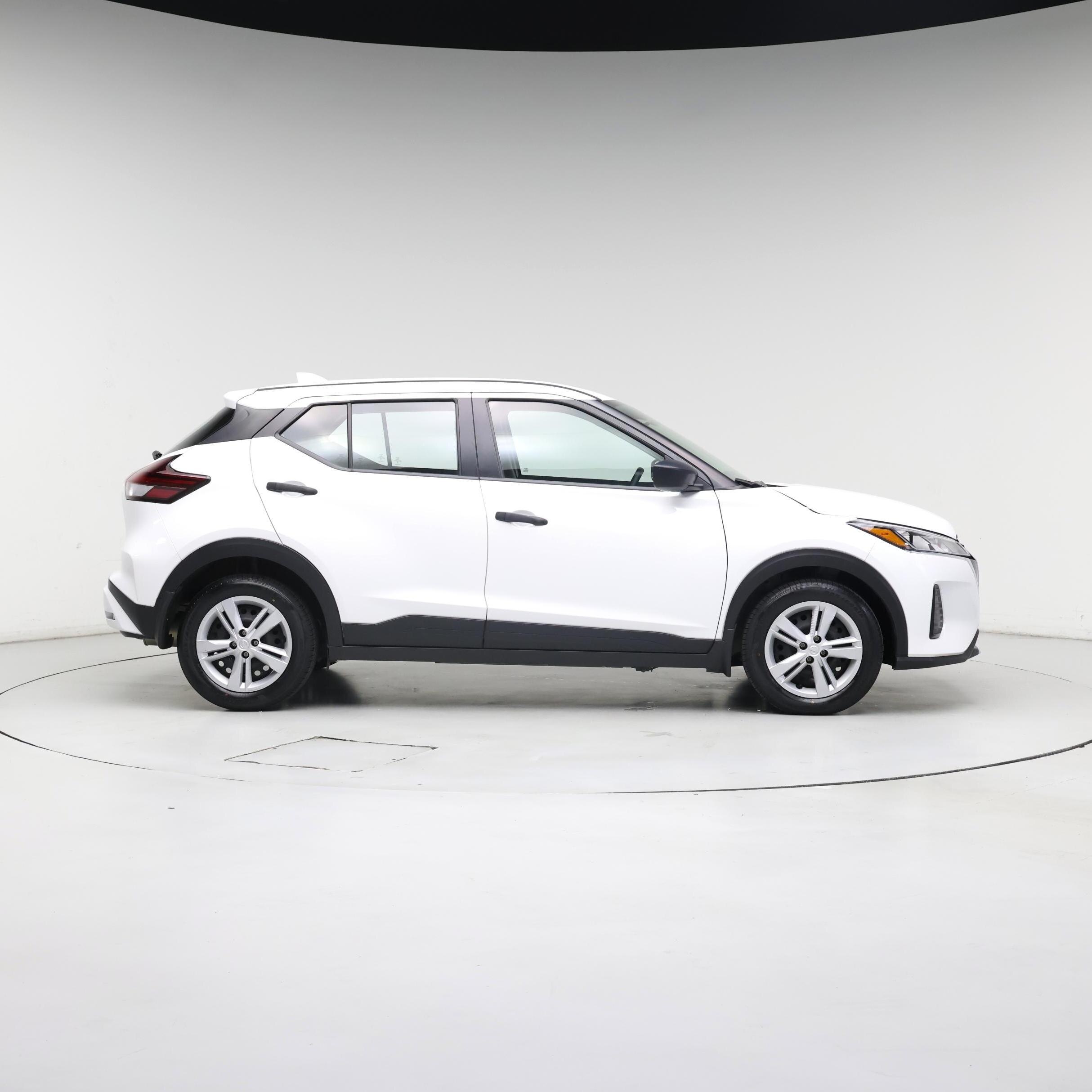 Thumbnail: 2024 Nissan Kicks - 7