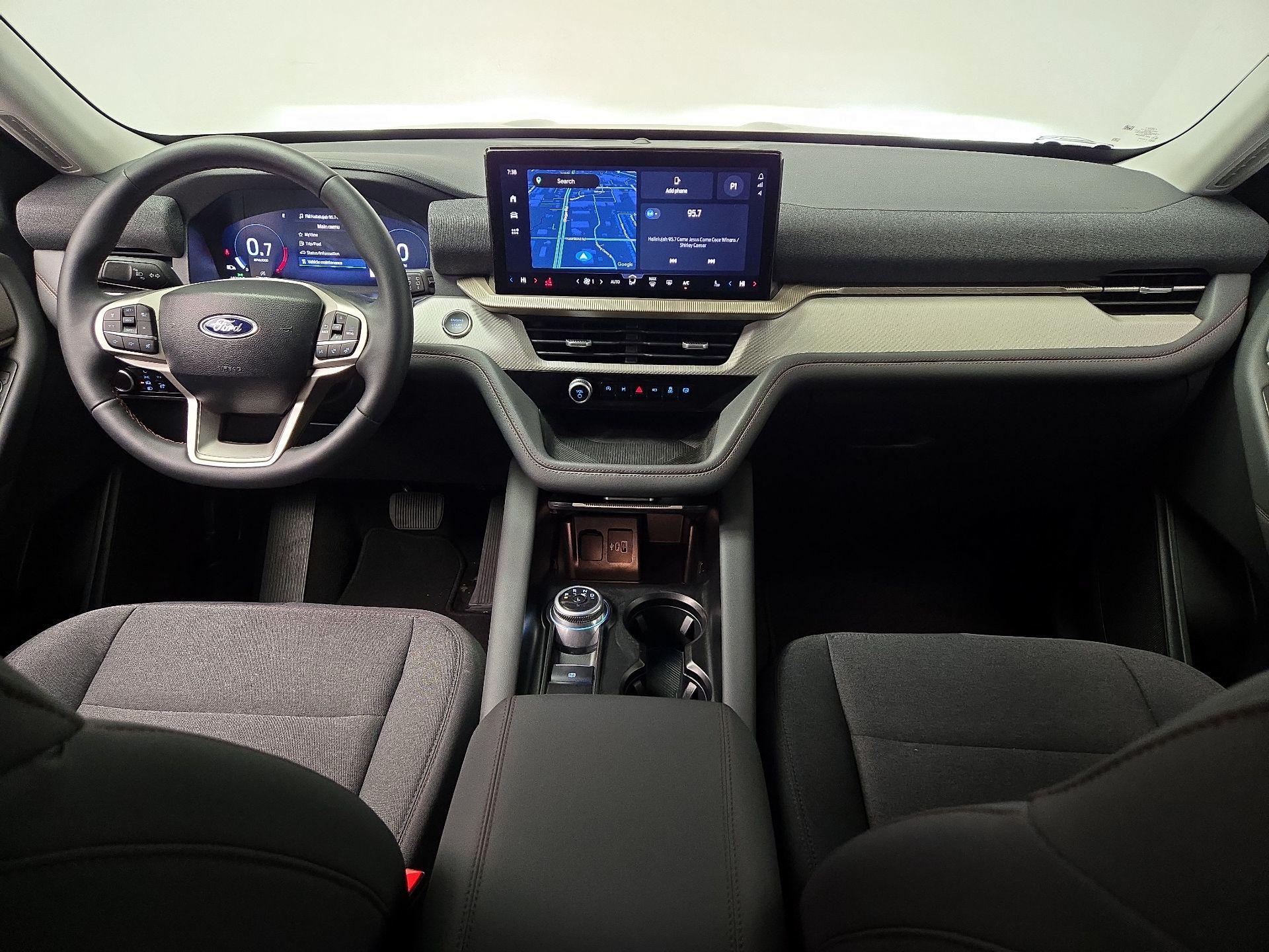 Thumbnail: 2025 Ford Explorer - 9