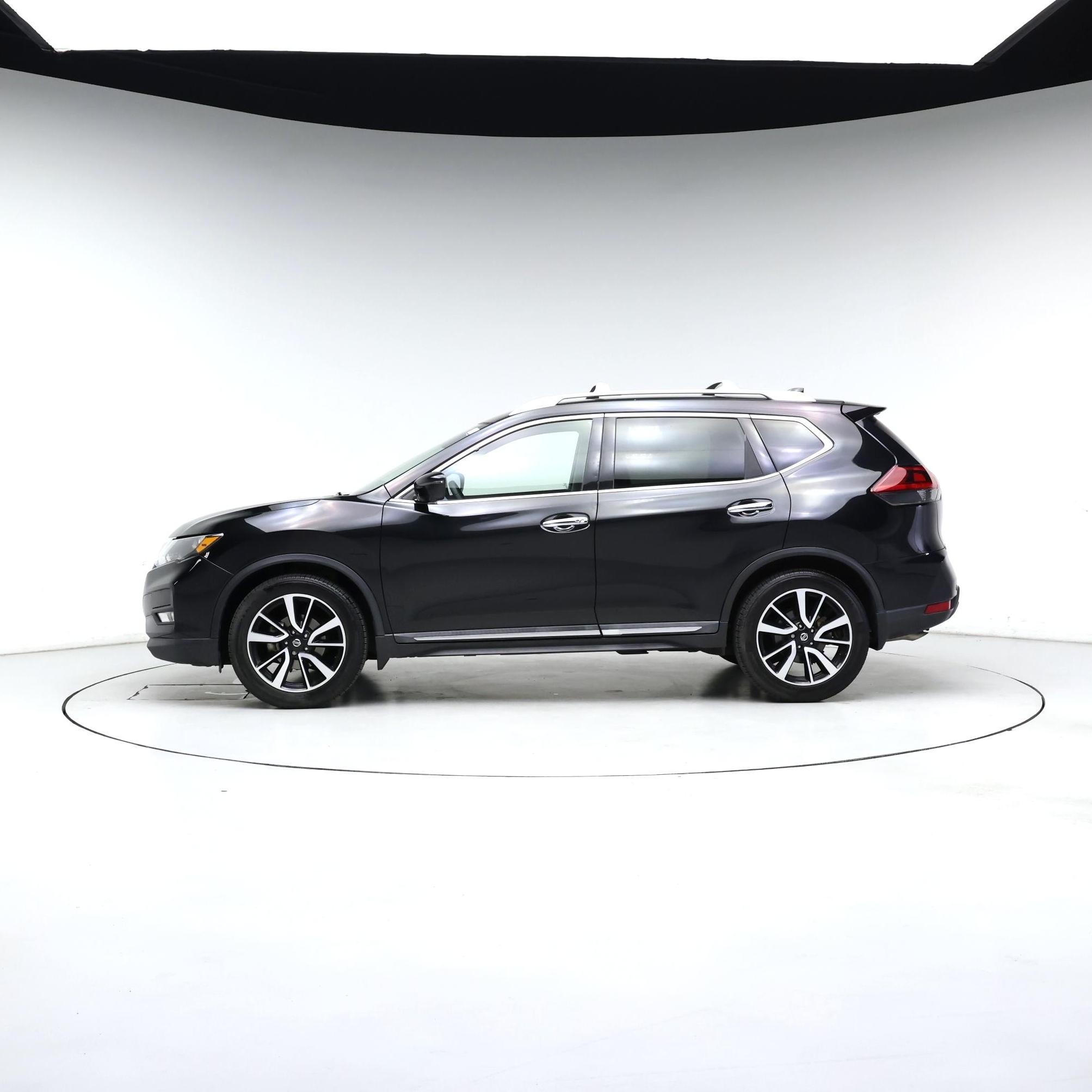 Thumbnail: 2020 Nissan Rogue - 3