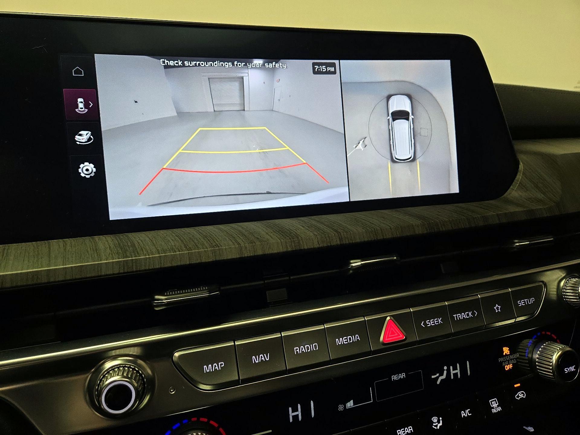 Thumbnail: 2024 Kia Telluride - 15