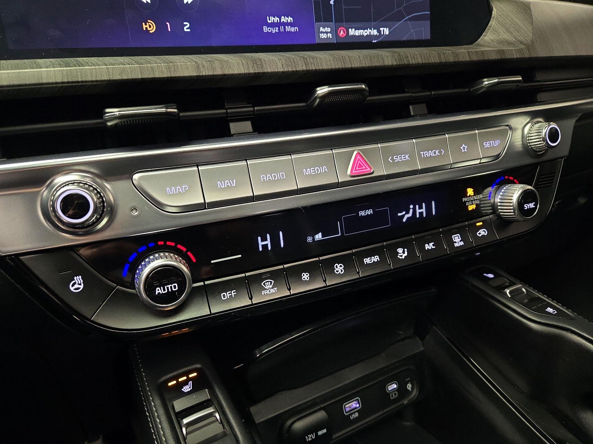 Thumbnail: 2024 Kia Telluride - 17