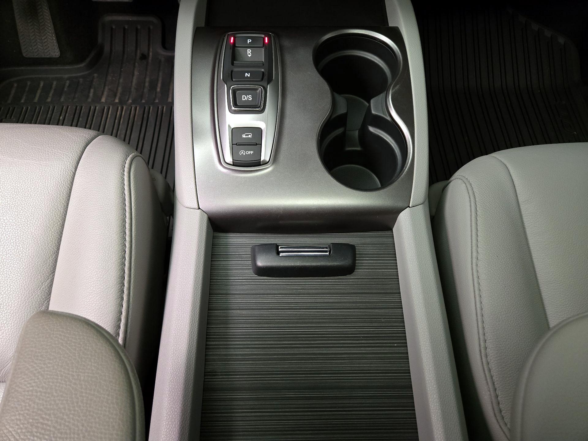 Thumbnail: 2022 Honda Pilot - 17