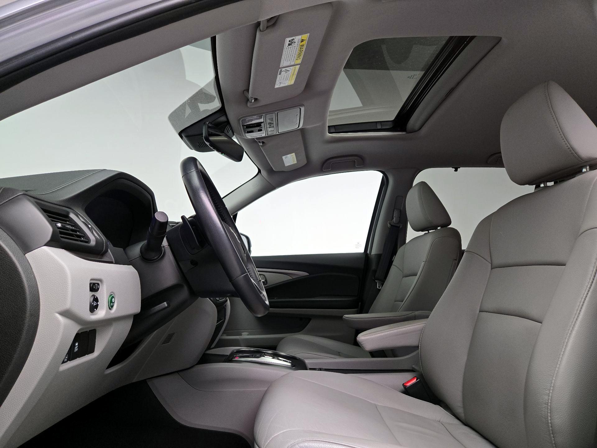 Thumbnail: 2022 Honda Pilot - 19