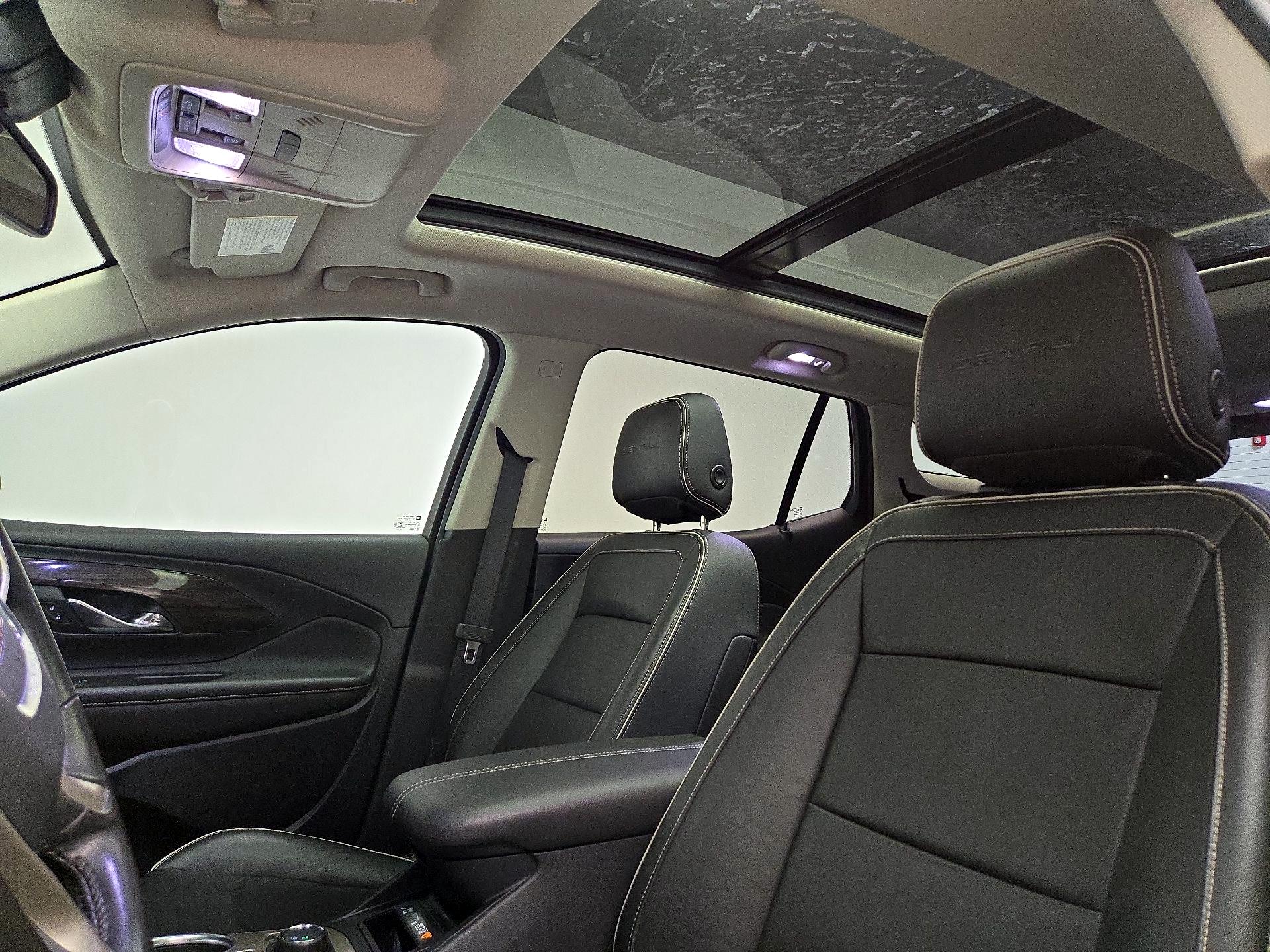 Thumbnail: 2020 GMC Terrain - 20