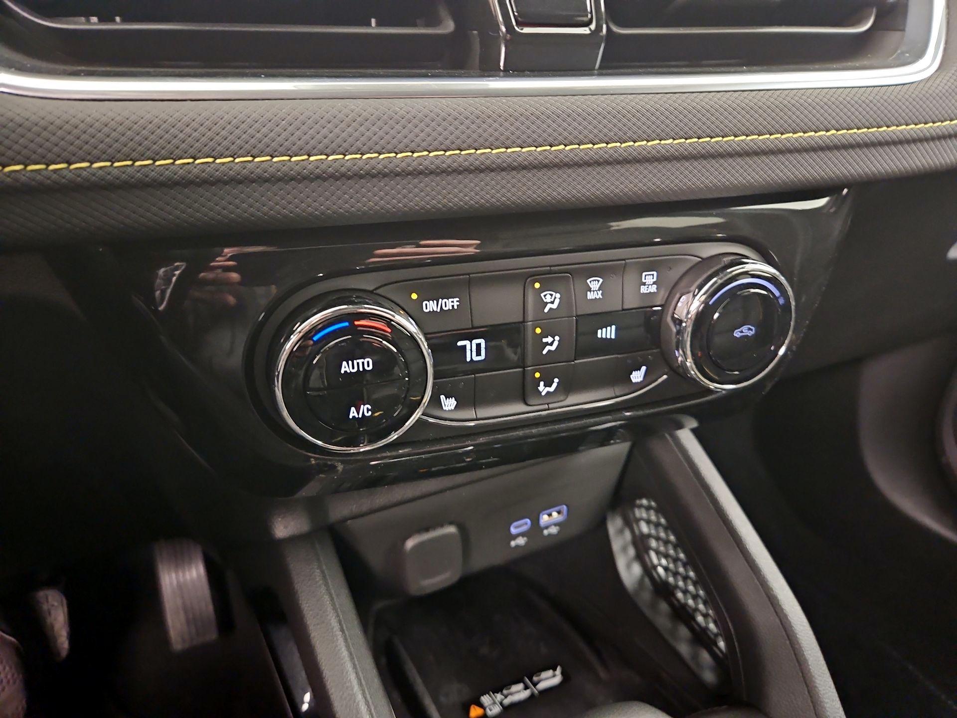 Thumbnail: 2024 Chevrolet TrailBlazer - 16