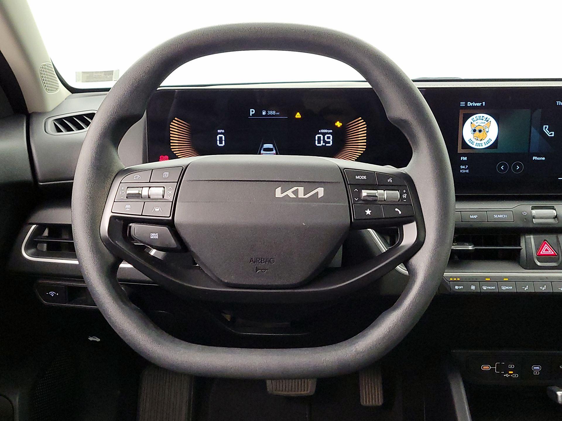 Thumbnail: 2025 Kia K4 - 10