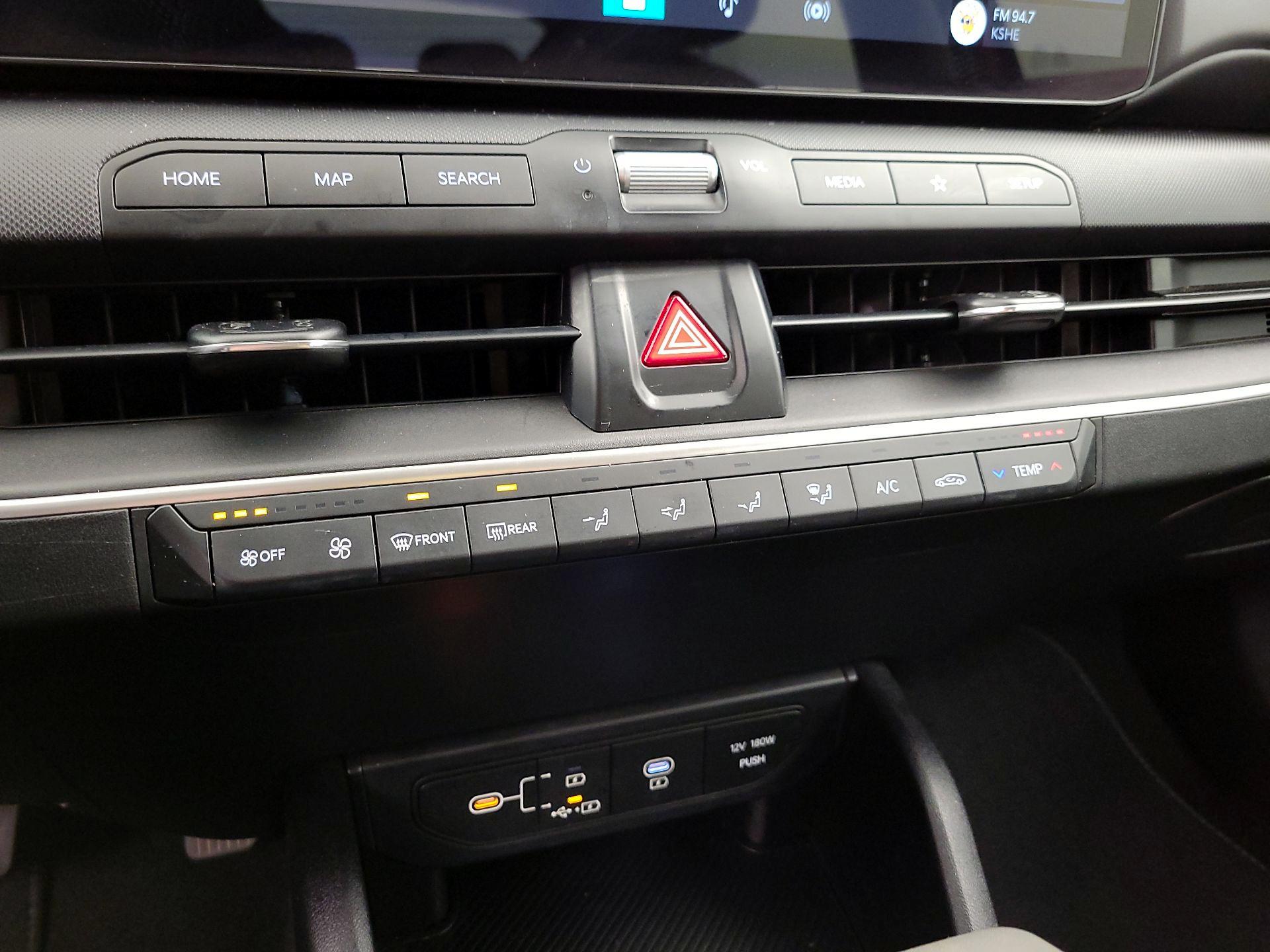 Thumbnail: 2025 Kia K4 - 16