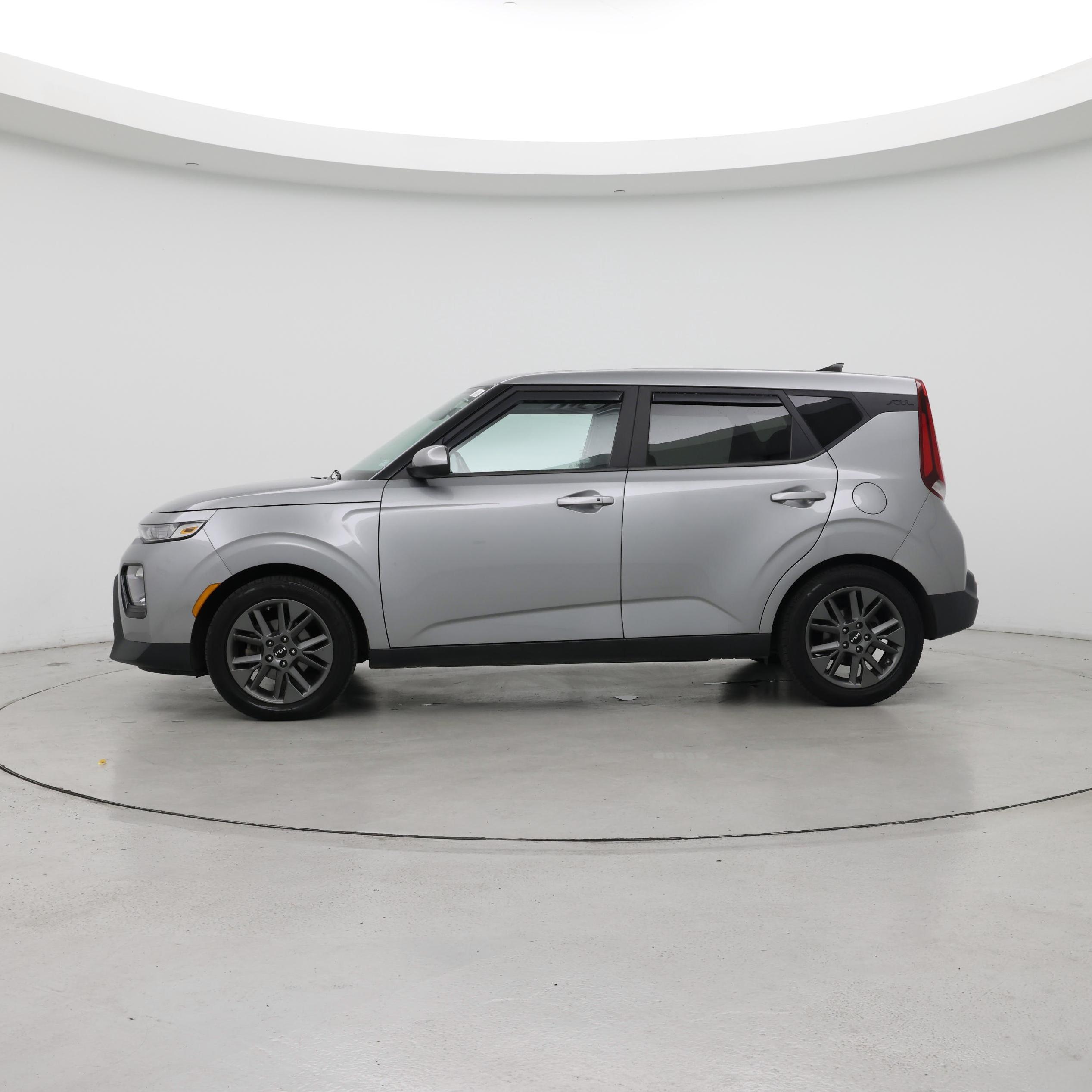 Thumbnail: 2022 Kia Soul - 3