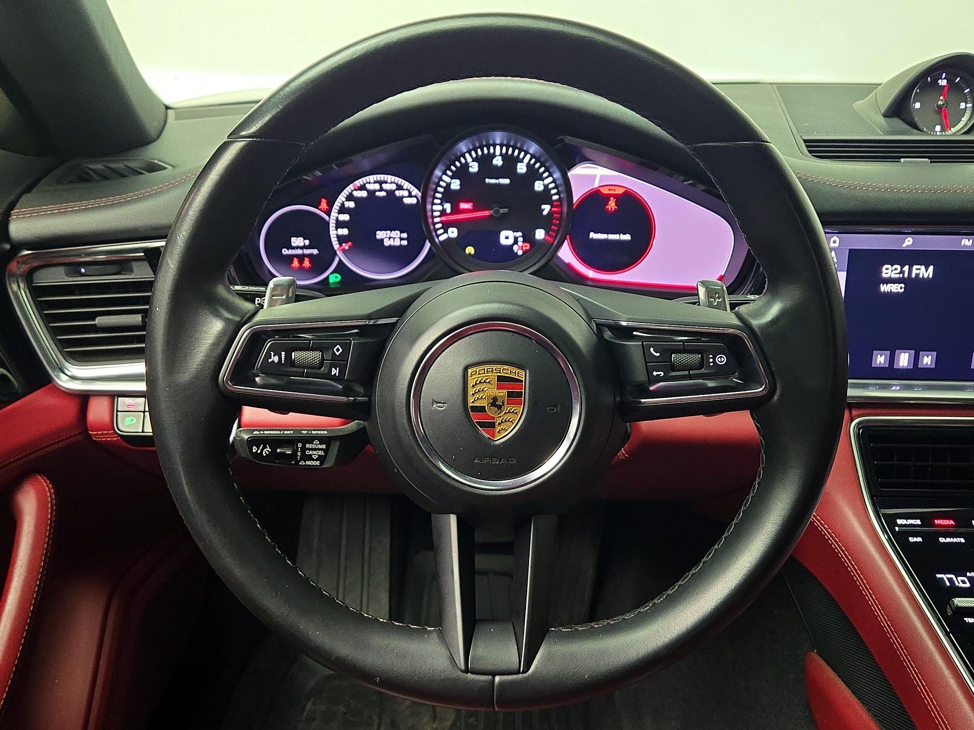 Thumbnail: 2021 Porsche Panamera - 10