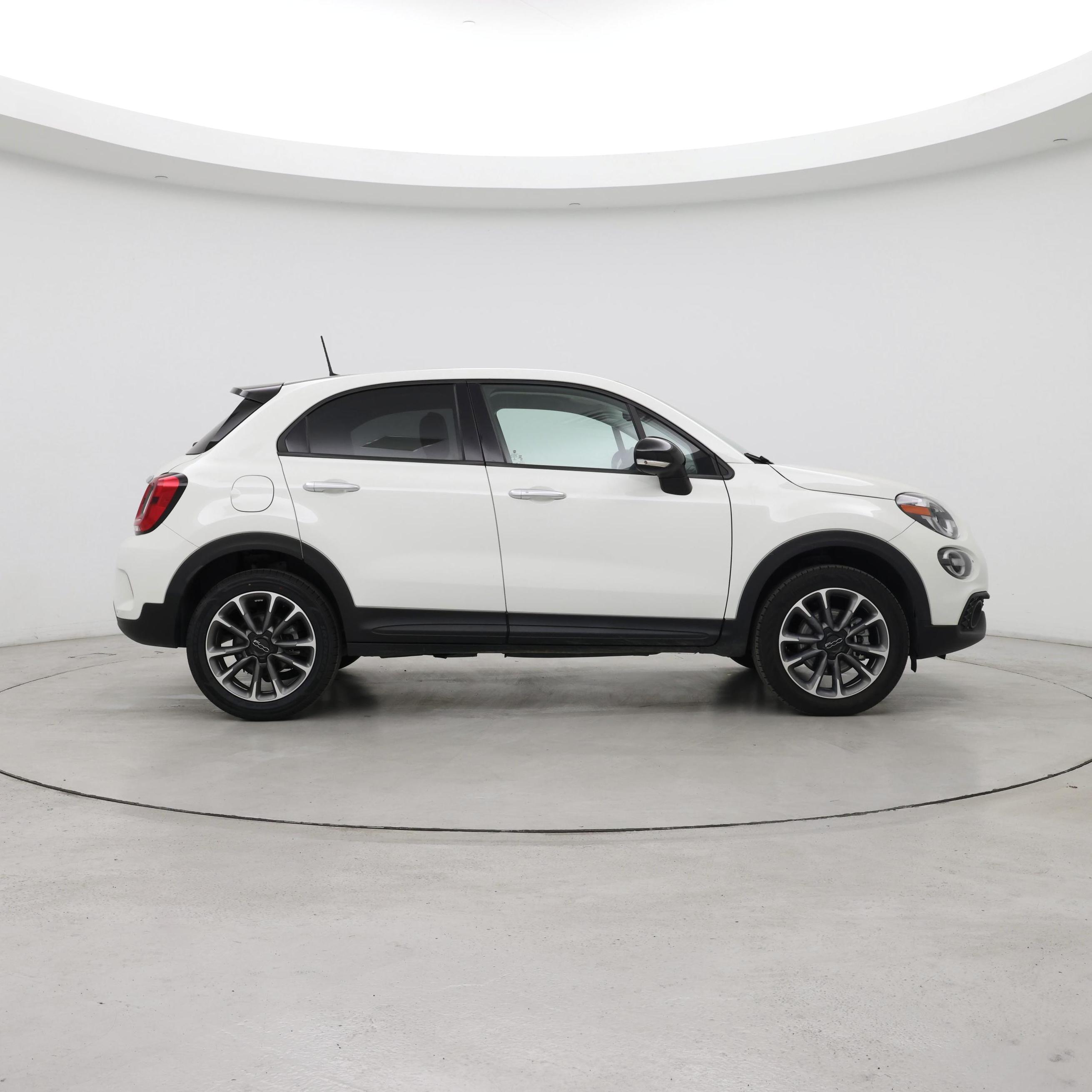 Thumbnail: 2023 Fiat 500X - 7