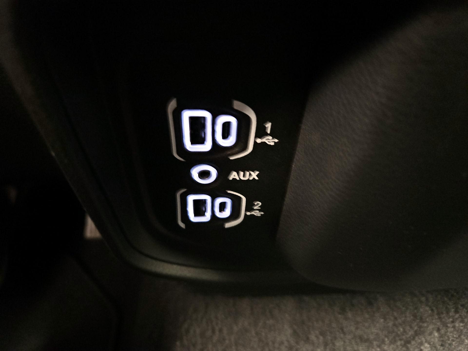 Thumbnail: 2025 RAM 1500 - 19