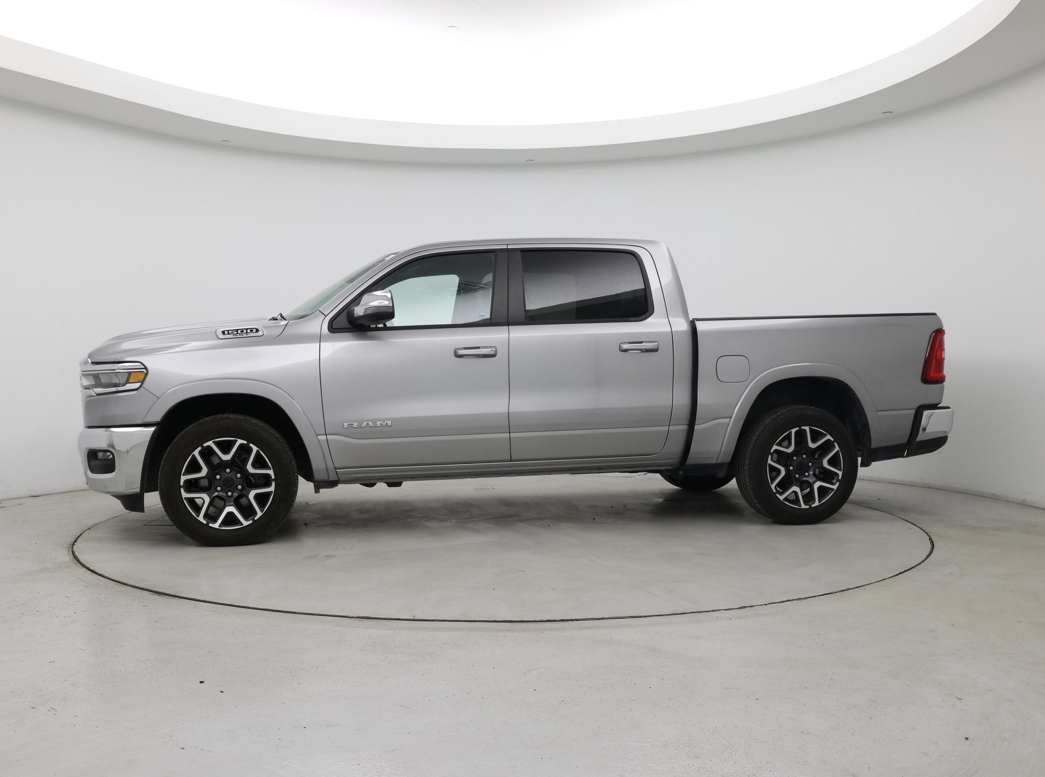 Thumbnail: 2025 RAM 1500 - 3