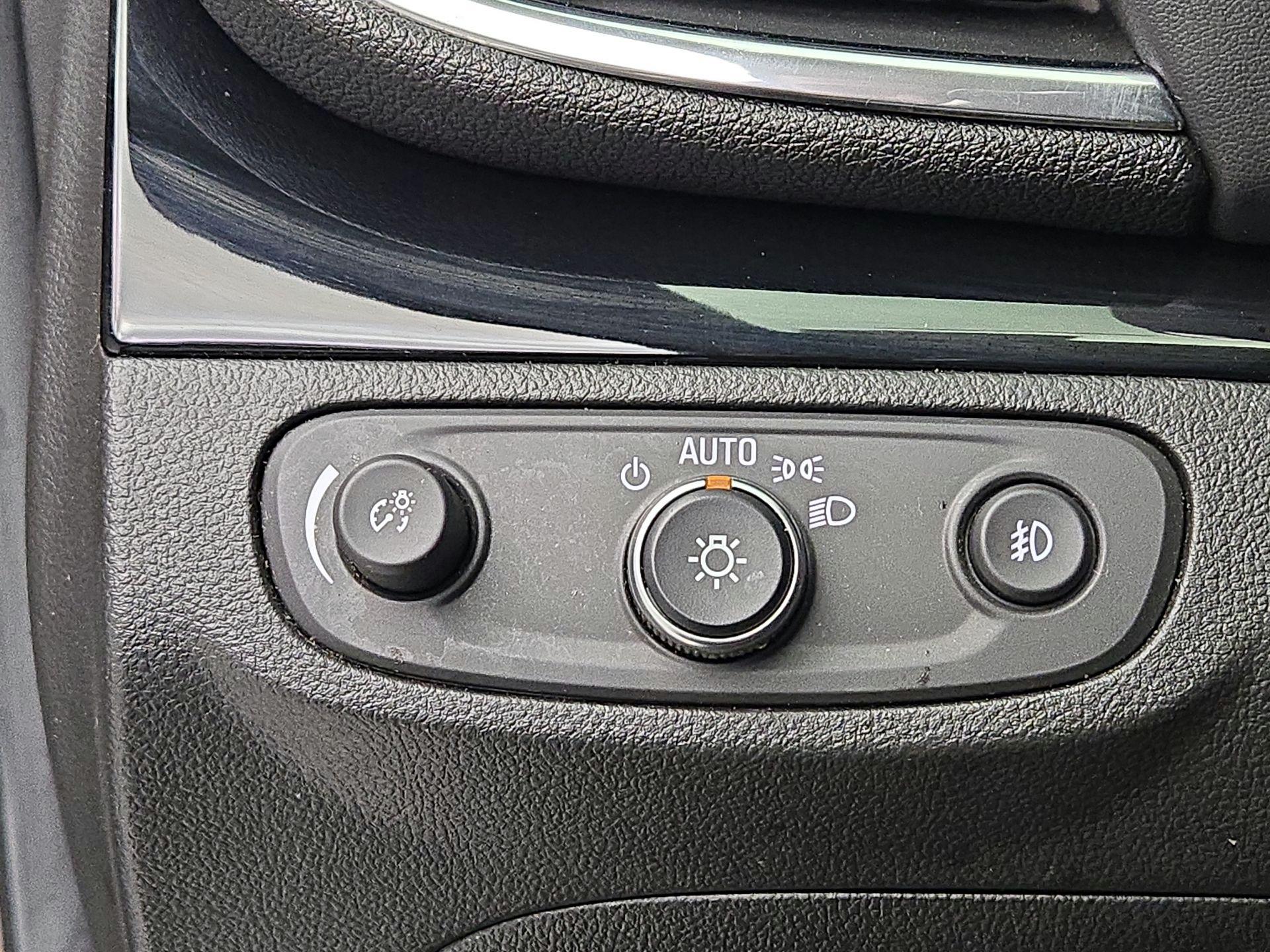 Thumbnail: 2018 Buick Encore - 13