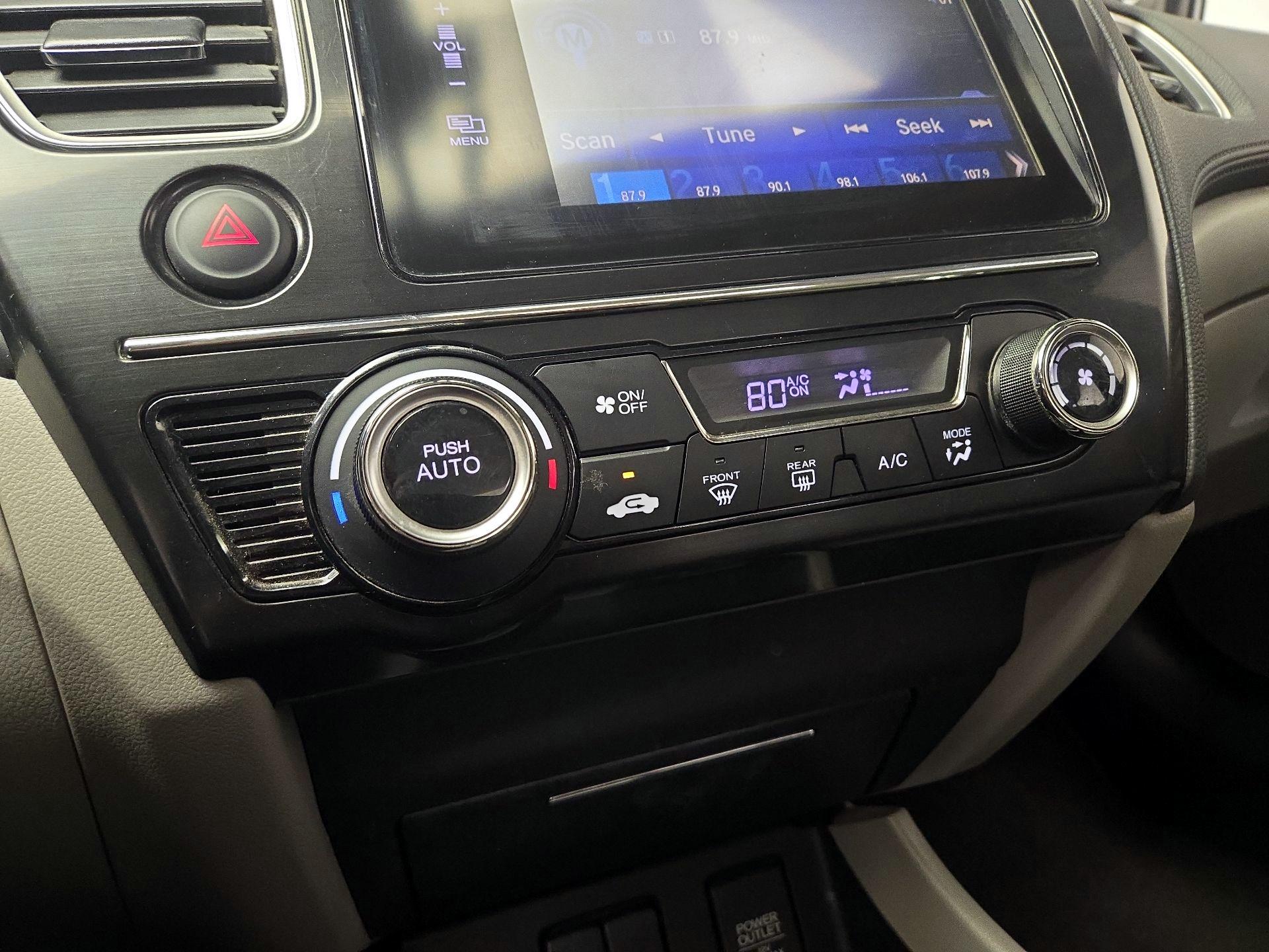 Thumbnail: 2015 Honda Civic - 16