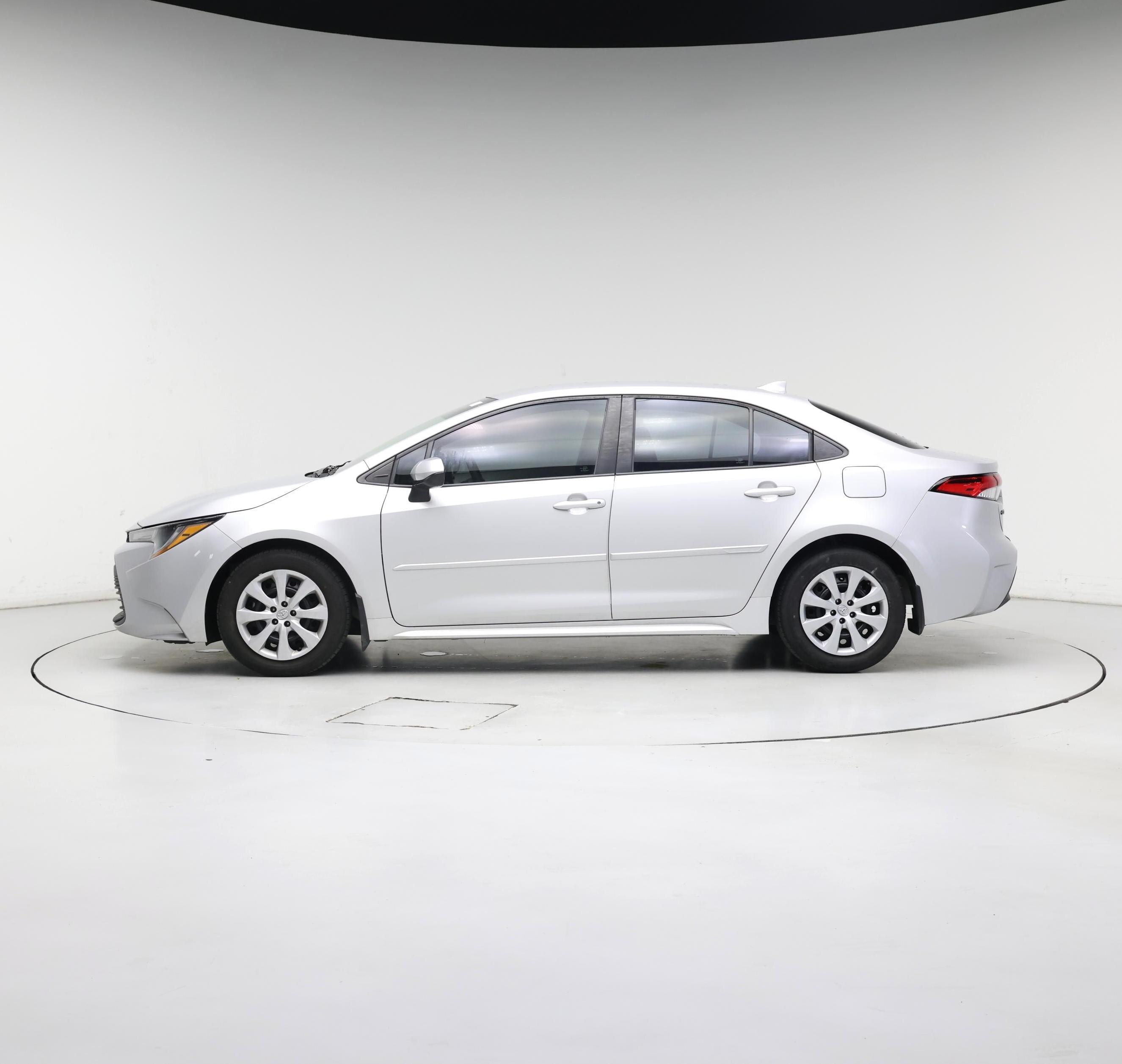 Thumbnail: 2023 Toyota Corolla - 3