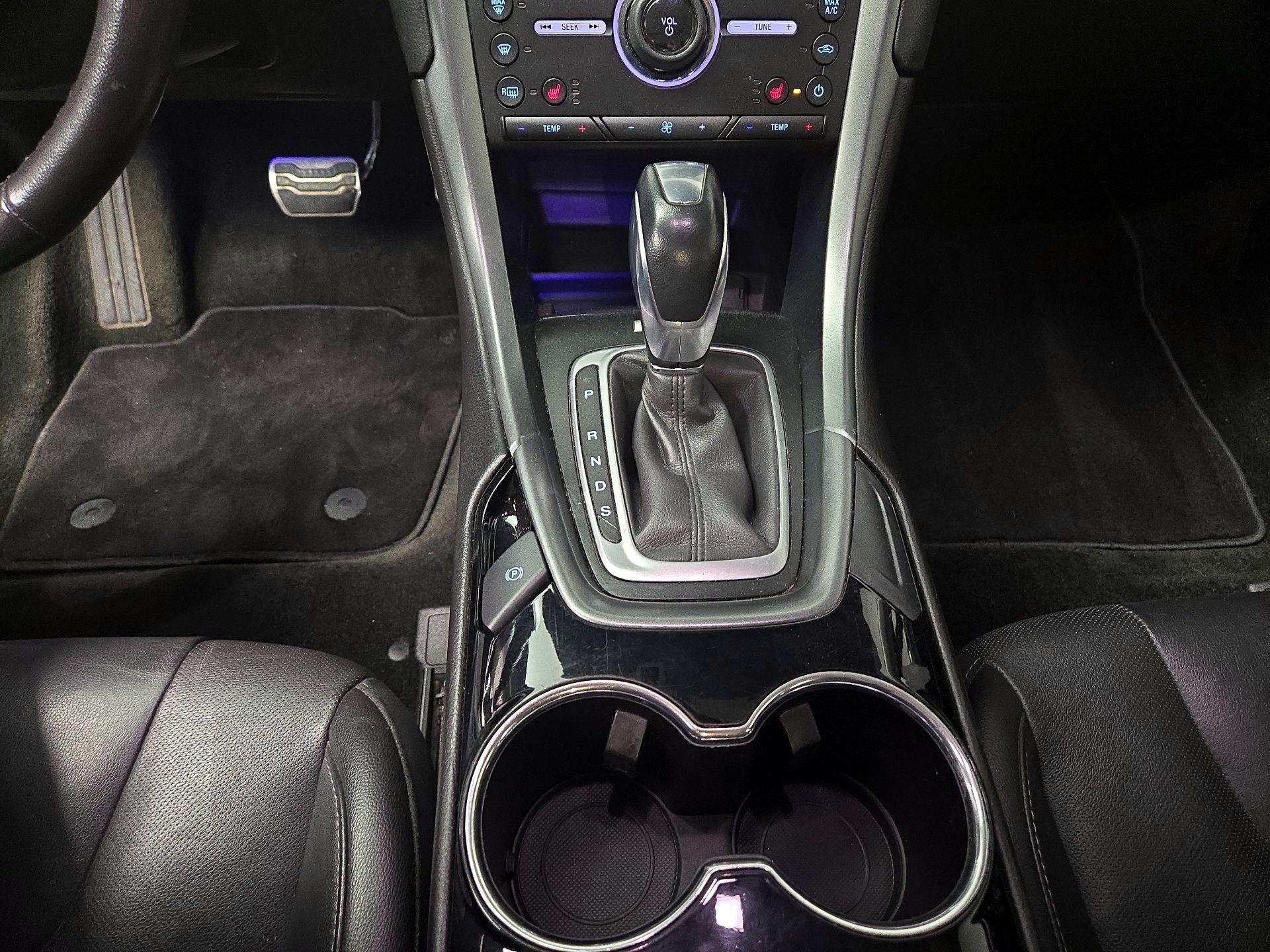 Thumbnail: 2016 Ford Fusion - 17