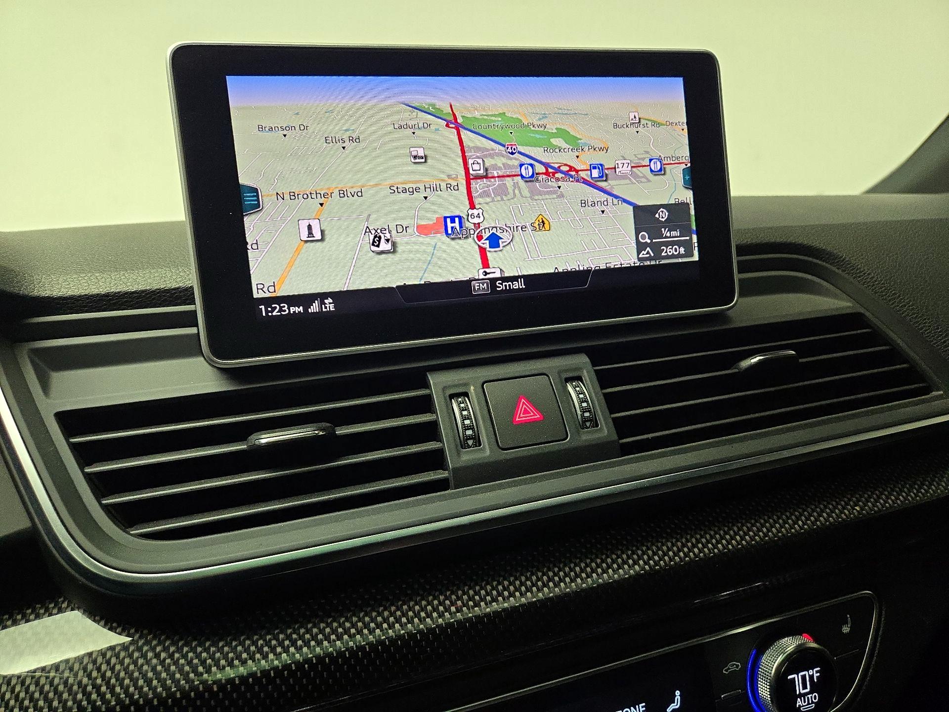 Thumbnail: 2020 Audi SQ5 - 14