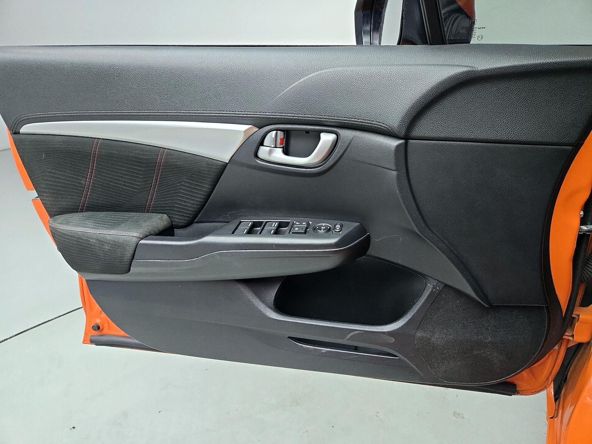 Thumbnail: 2015 Honda Civic - 12