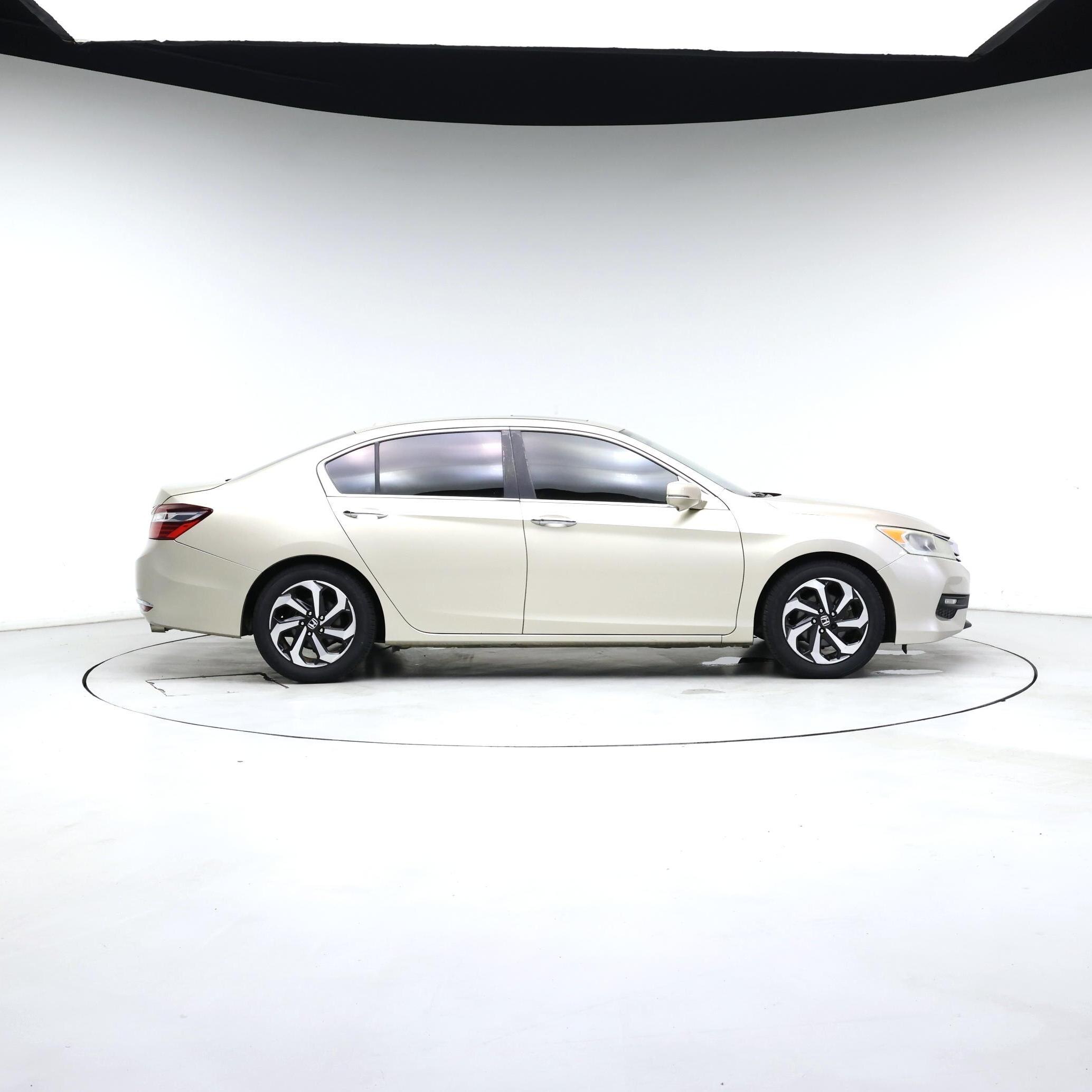 Thumbnail: 2017 Honda Accord - 7