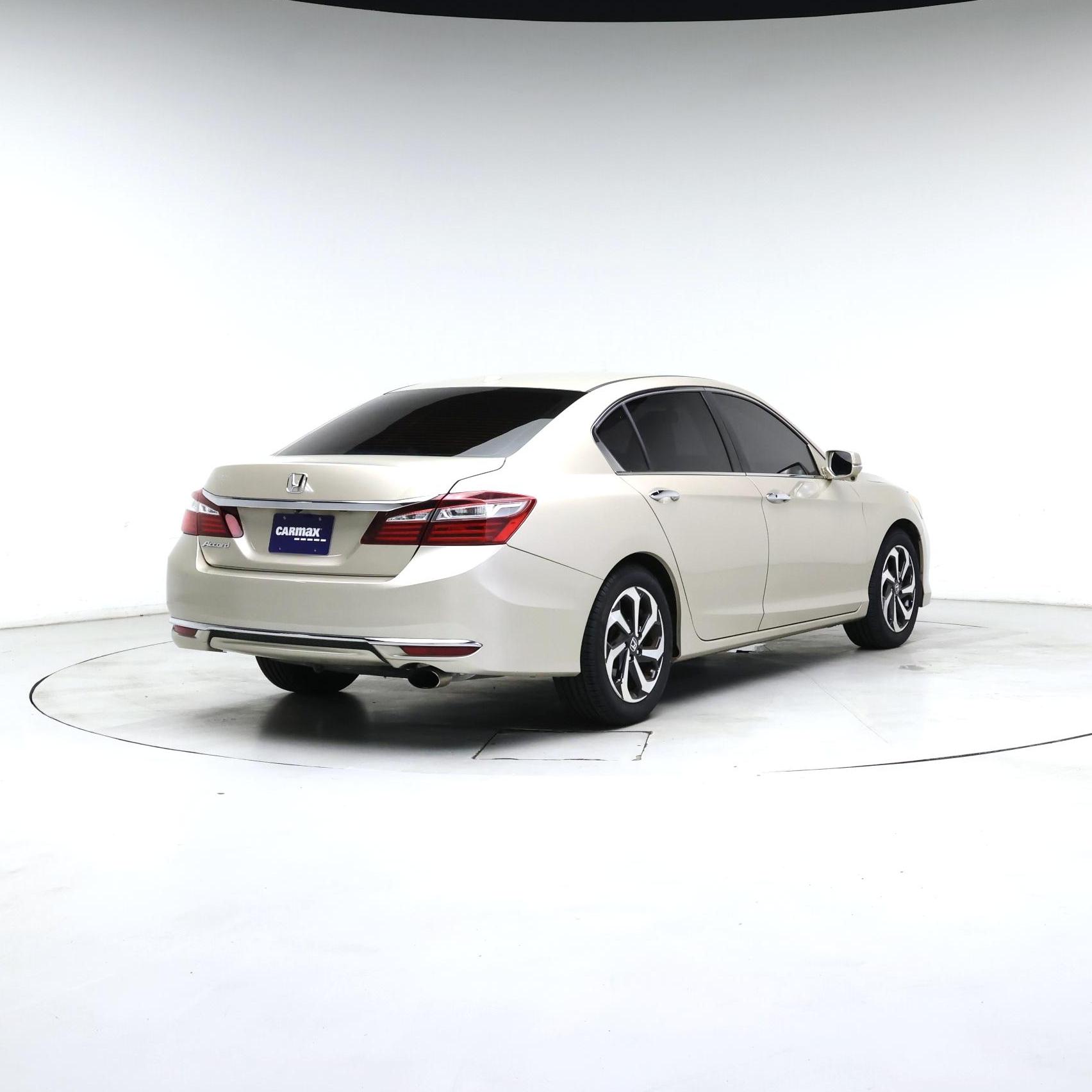 Thumbnail: 2017 Honda Accord - 8