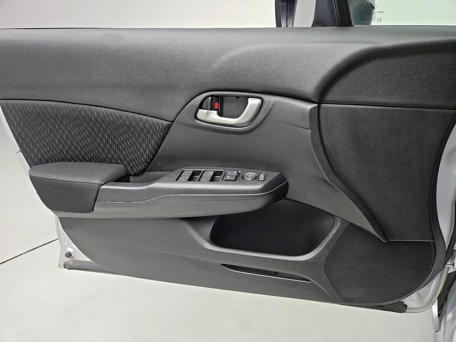 Thumbnail: 2014 Honda Civic - 12