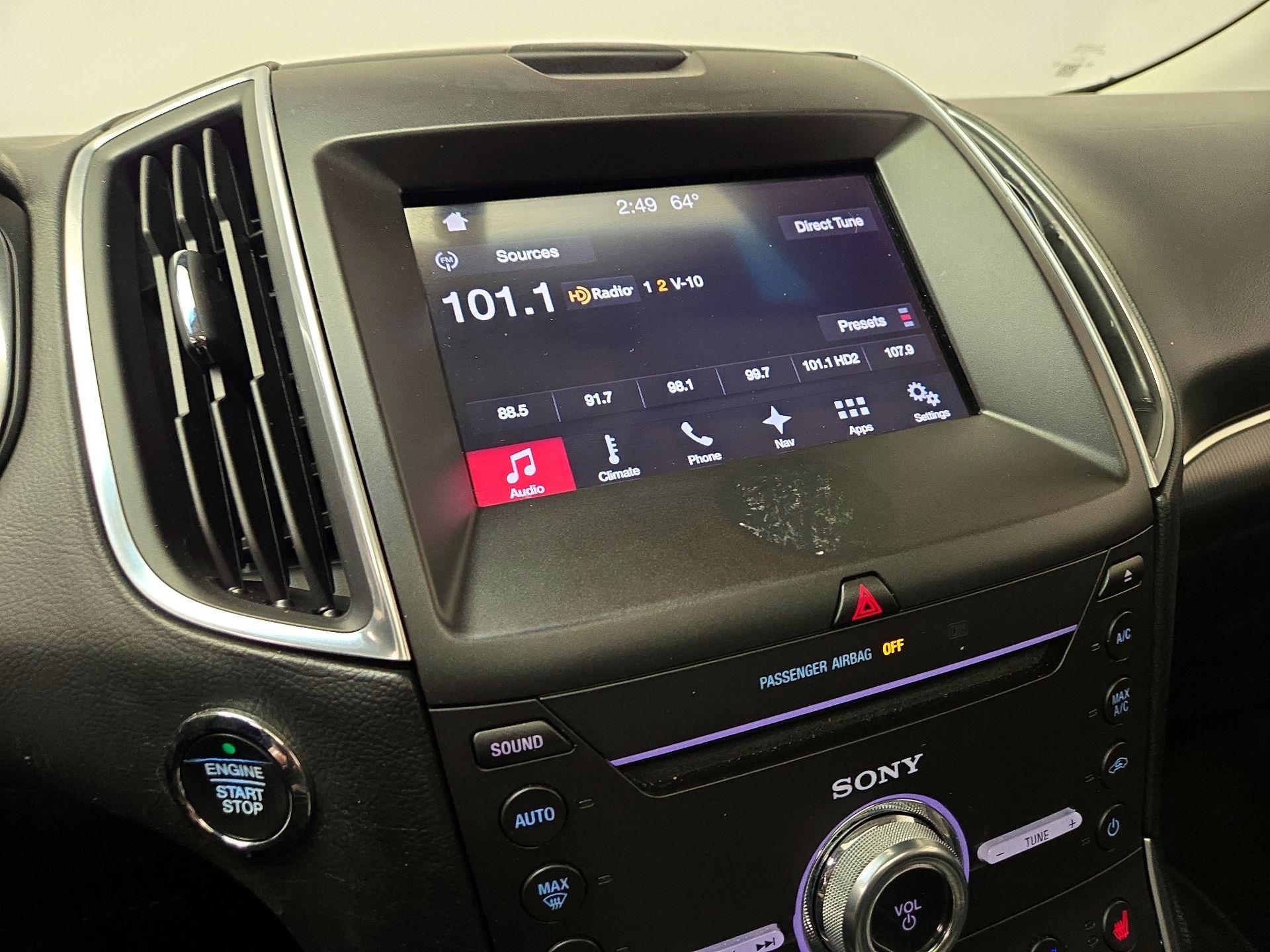 Thumbnail: 2017 Ford Edge - 16