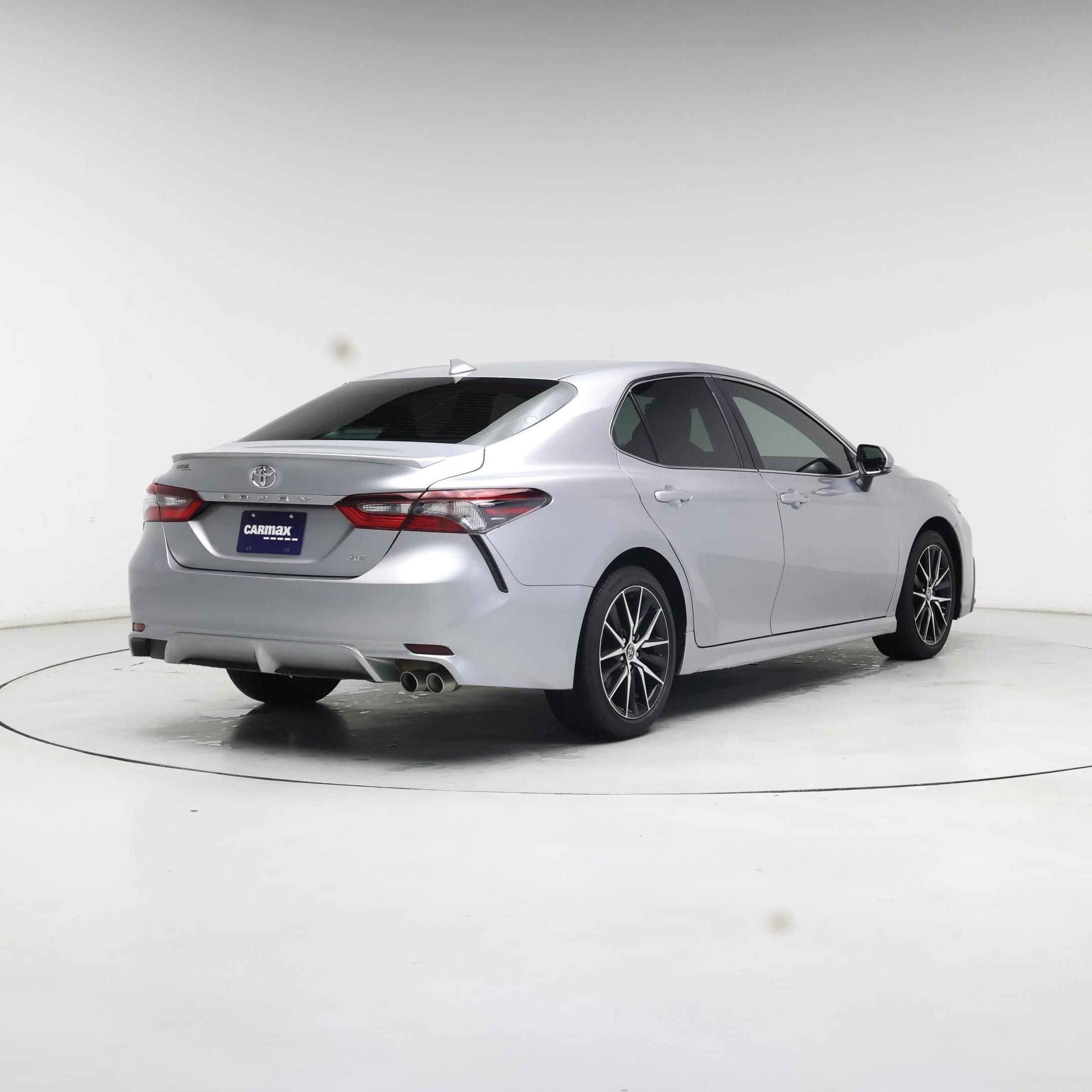 Thumbnail: 2022 Toyota Camry - 8