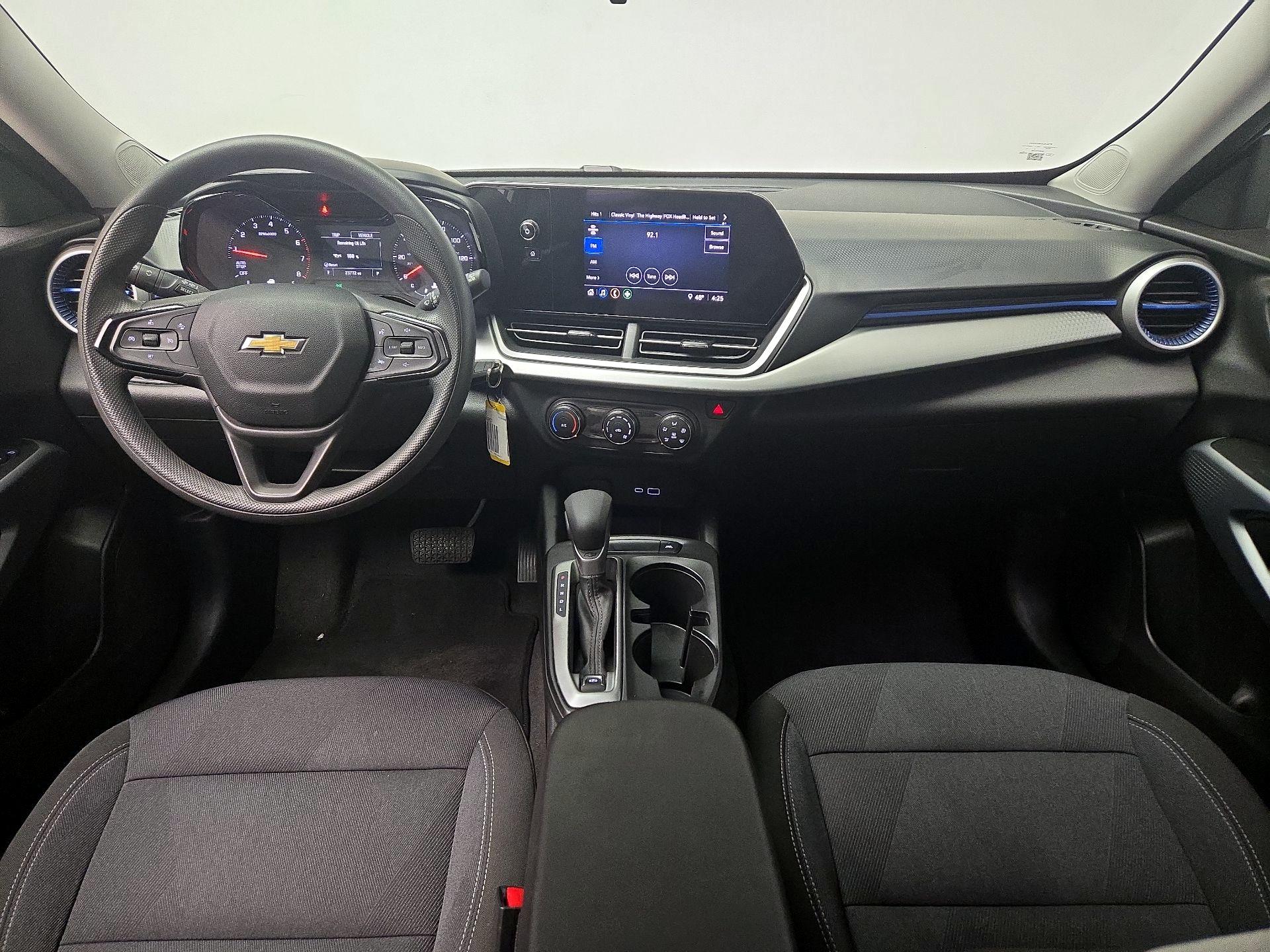 Thumbnail: 2025 Chevrolet Trax - 9