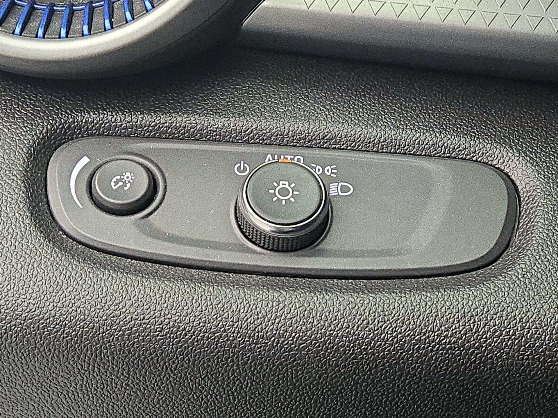 Thumbnail: 2025 Chevrolet Trax - 13