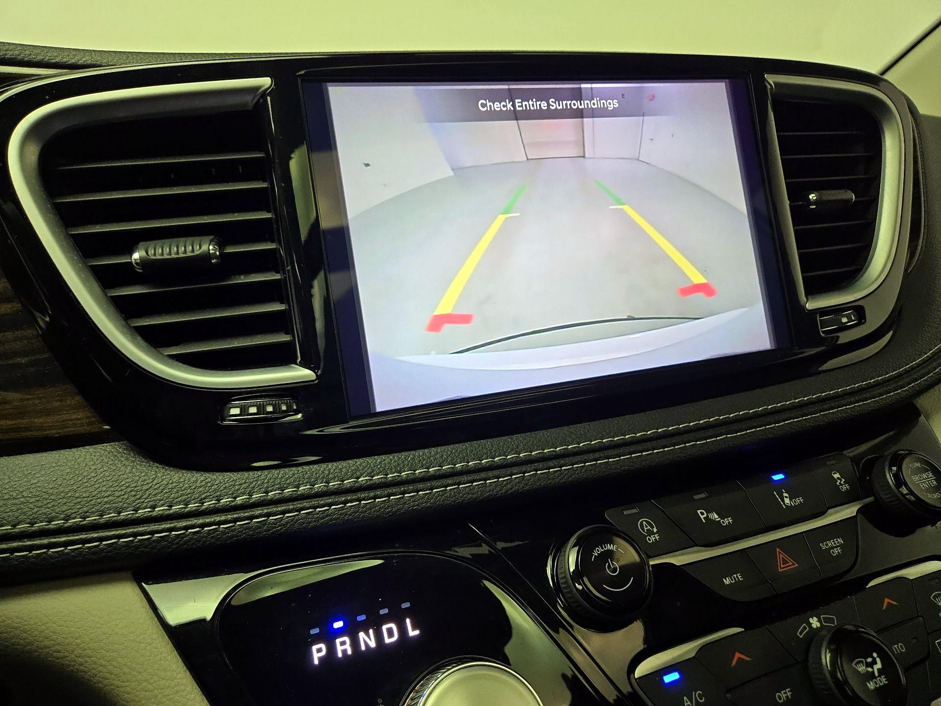 Thumbnail: 2024 Chrysler Pacifica - 15