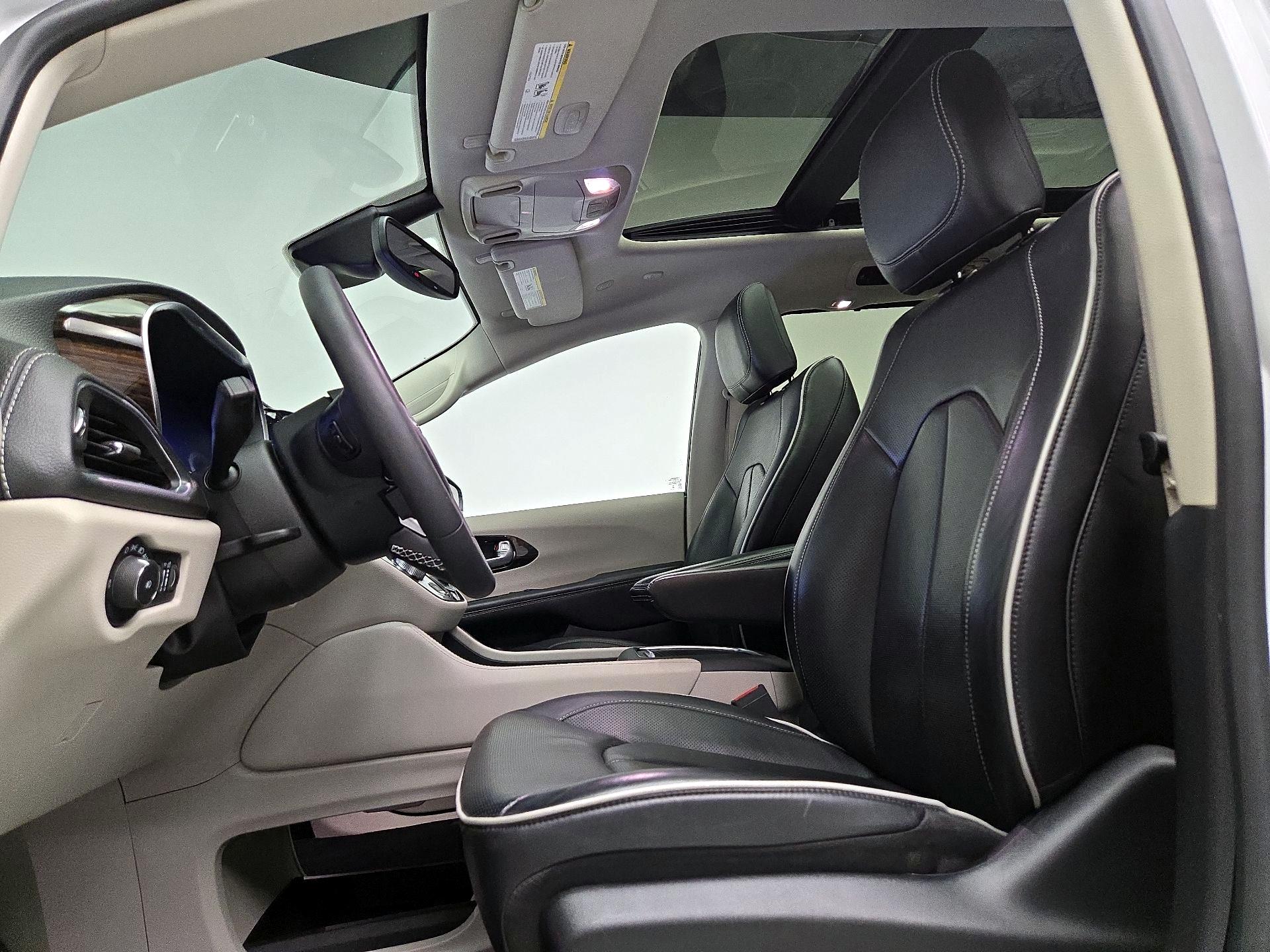 Thumbnail: 2024 Chrysler Pacifica - 20