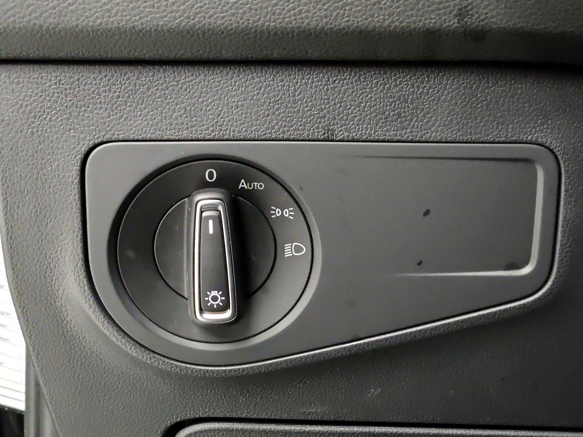 Thumbnail: 2024 Volkswagen Tiguan - 13