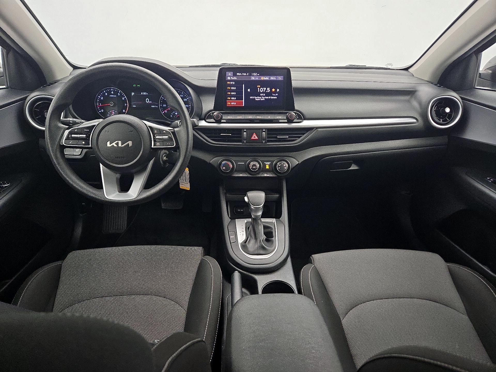 Thumbnail: 2024 Kia Forte - 9