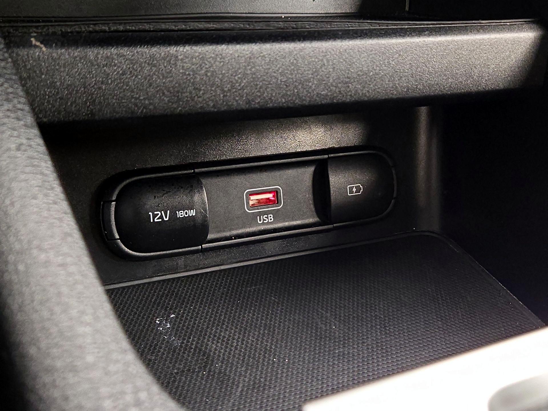 Thumbnail: 2024 Kia Forte - 18